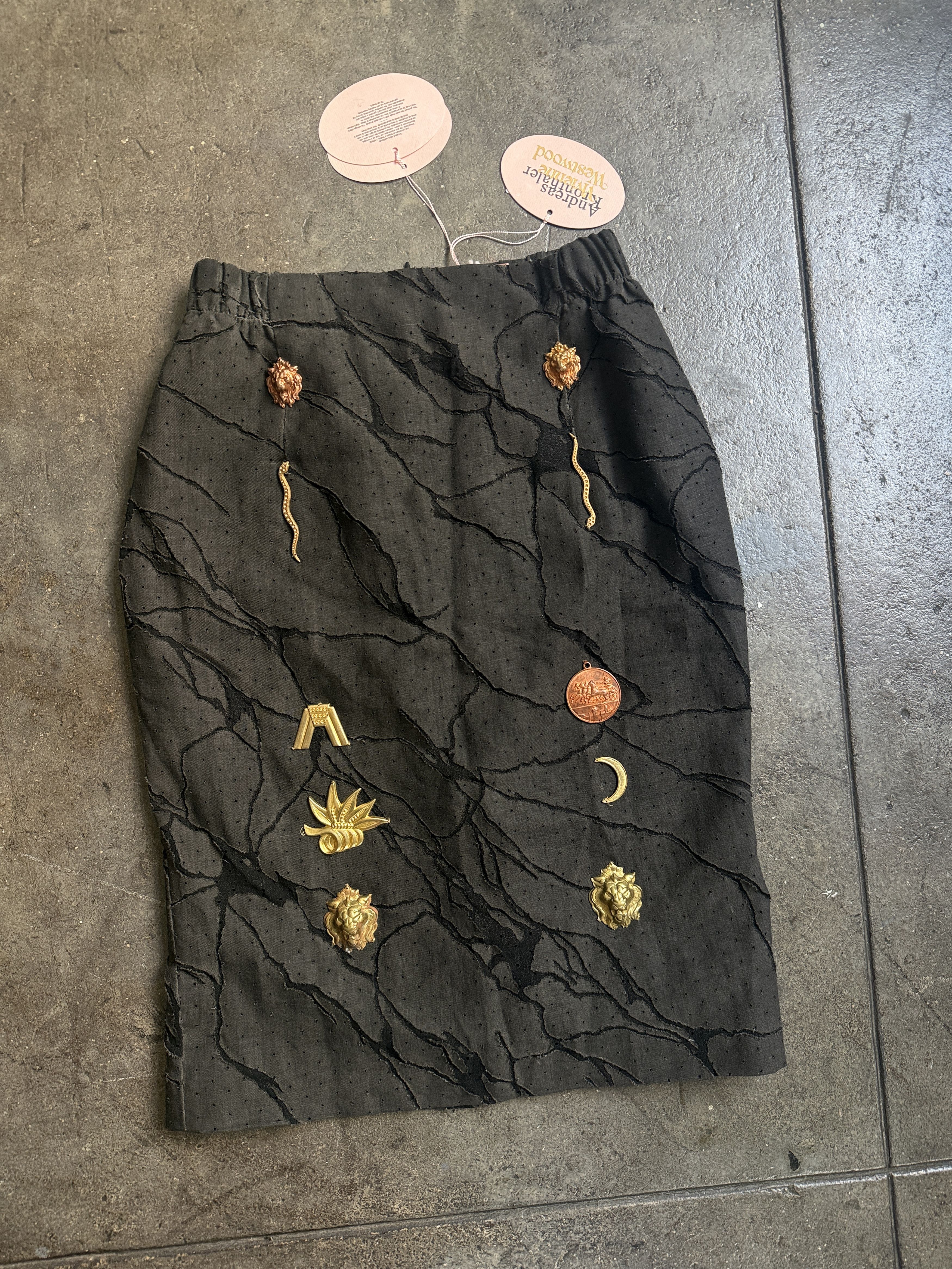 Vivienne Westwood 1,415$ 2016 Andreas Kronthaler Lazer Skirt w/ Metal Charms Size 27" / US 4 / IT 40 - 2 Thumbnail