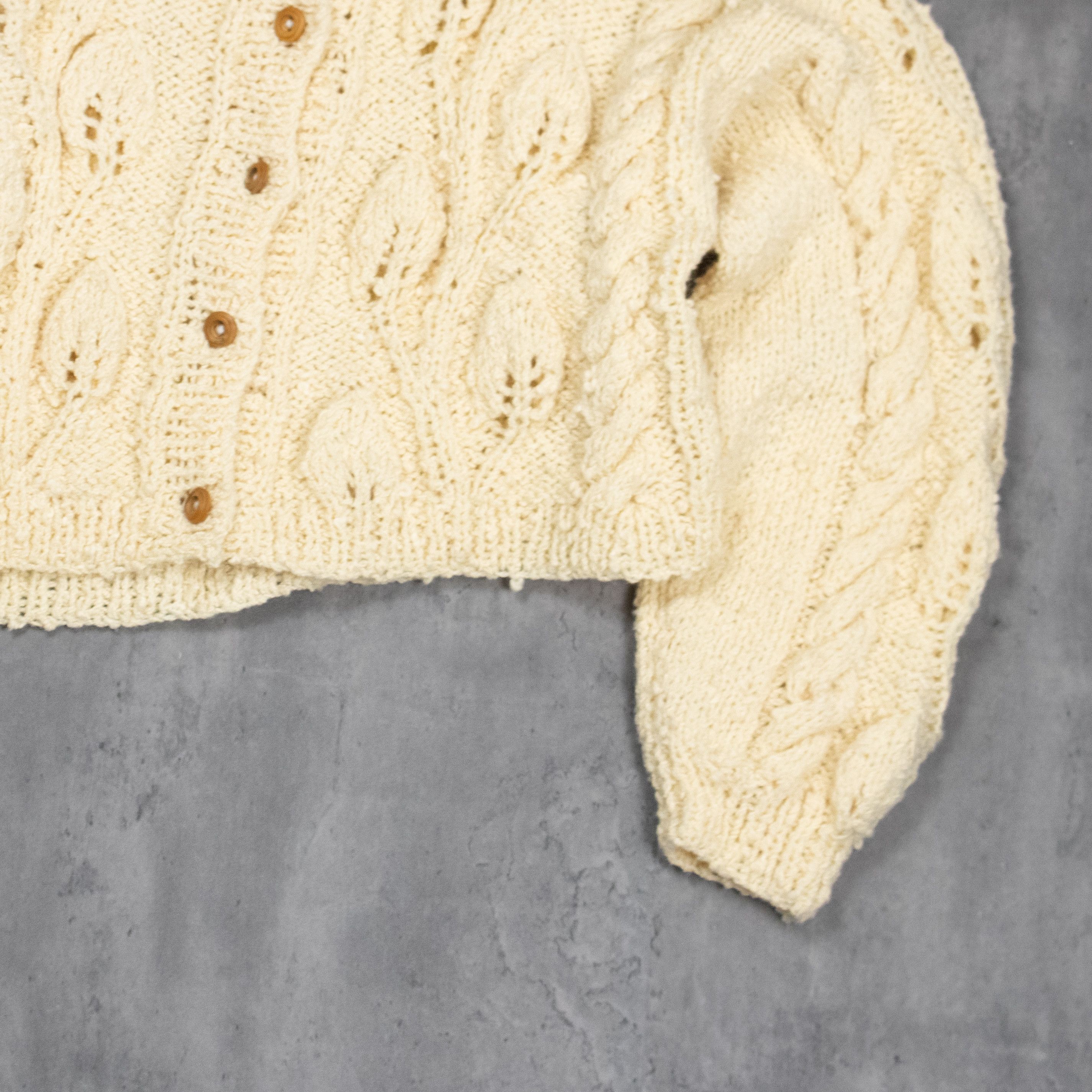 Japanese Brand VTG's 80's Flower Cable Cream Brown Cropped Cardigan Sweater Size US L / EU 52-54 / 3 - 4 Thumbnail