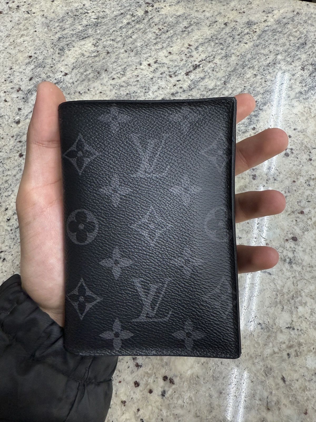 Louis Vuitton Louis Vuitton Damier Print Passport wallet Size ONE SIZE - 1 Thumbnail
