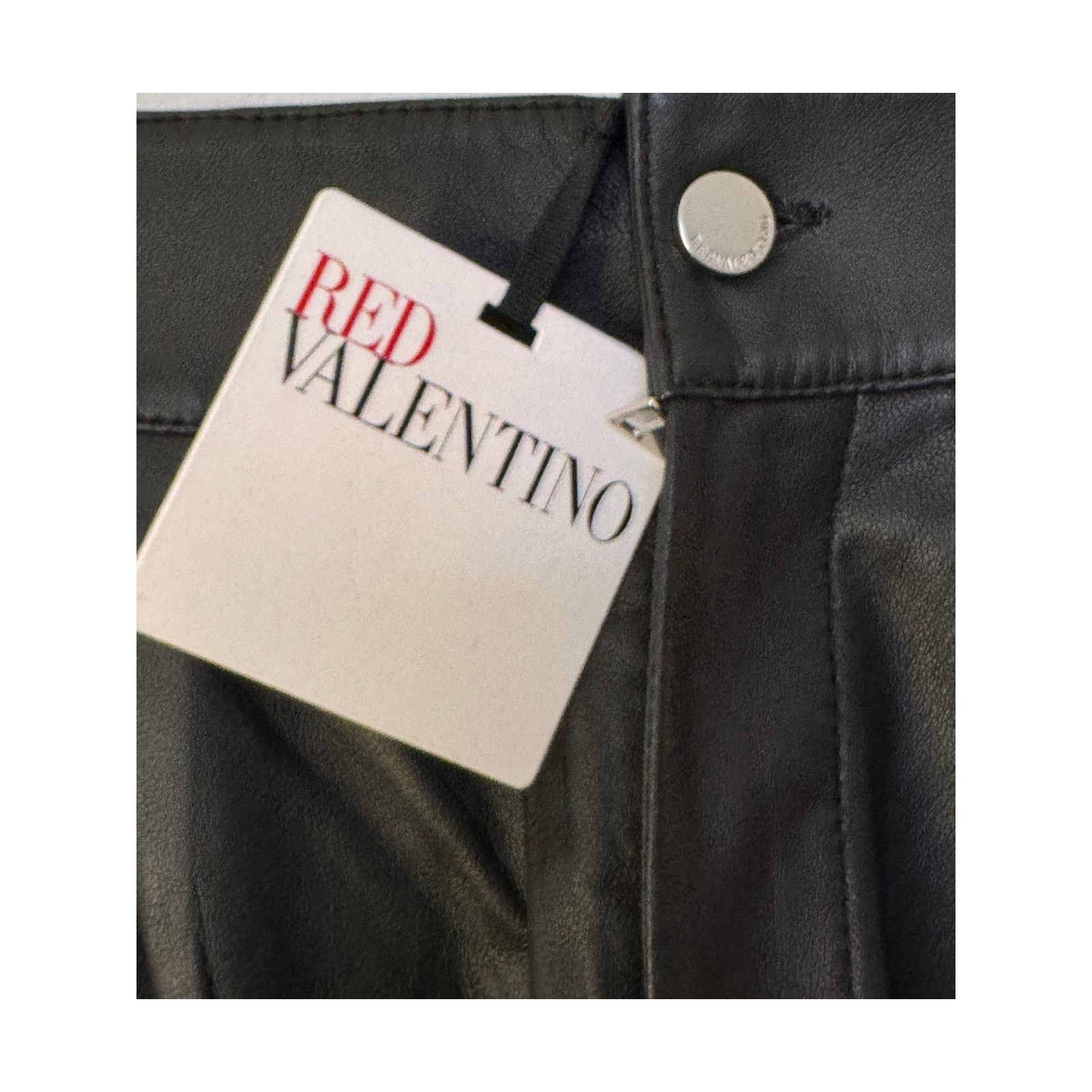 RED Valentino Red Valentino NWT Black Soft Leather Pleated Shorts Size 26" / US 2 / IT 38 - 3 Thumbnail
