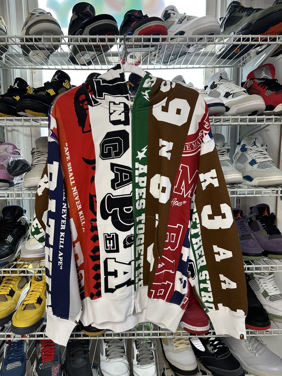Bape Bape ‘Flags’ Full Zip Up Size US M / EU 48-50 / 2 - 1 Thumbnail