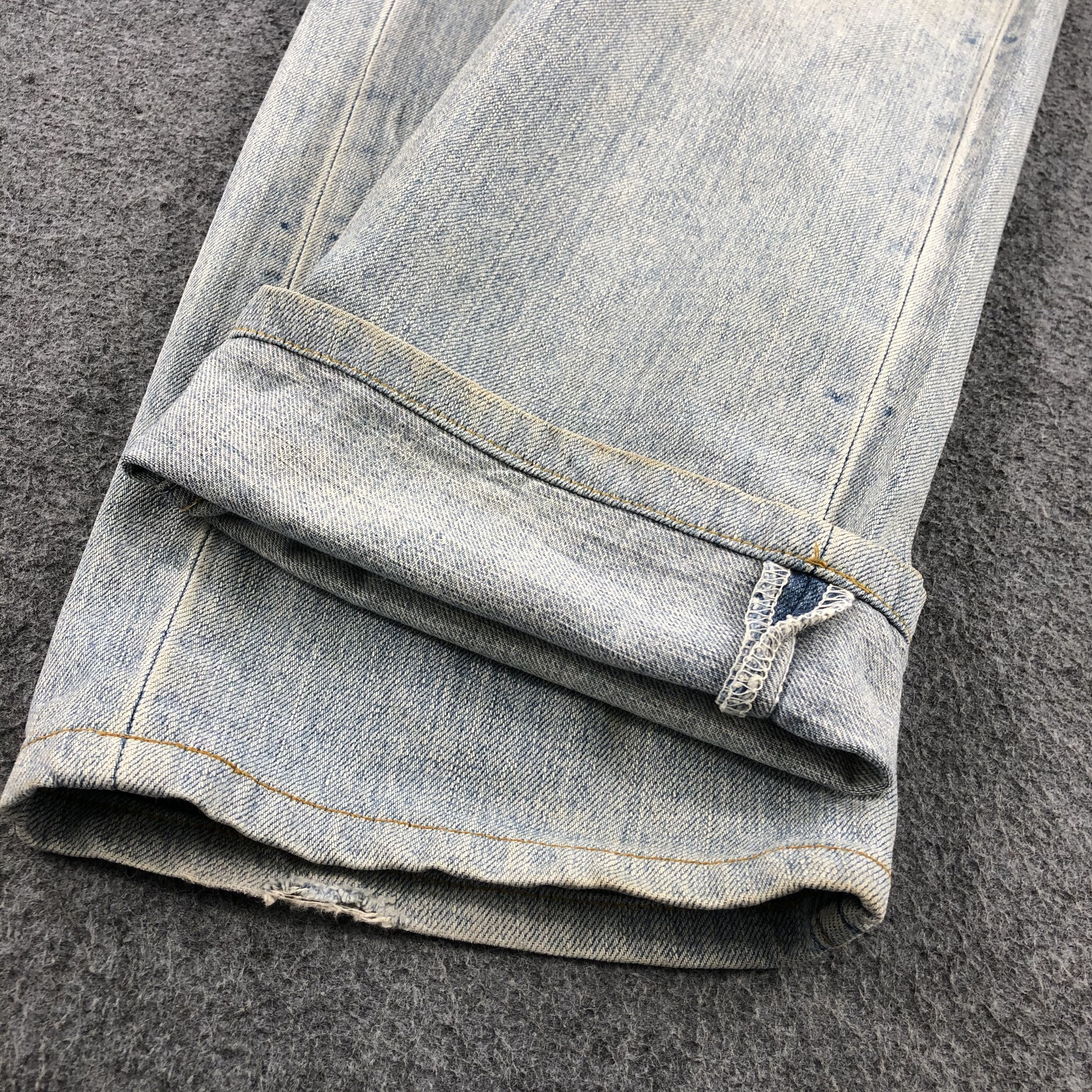 Levi's × Vintage Vintage Light Wash Levis 502 Jeans-JM1372 Size US 31 - 7 Thumbnail