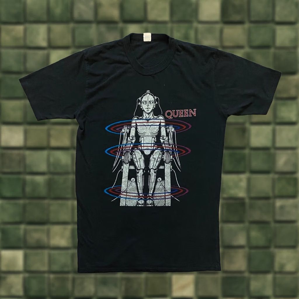 Vintage VINTAGE Queen European Concert Tour Black T-shirt Mens L XL Black Music Band Rock T-Shirt 1984 9/10 Size US L / EU 52-54 / 3 - 1 Thumbnail