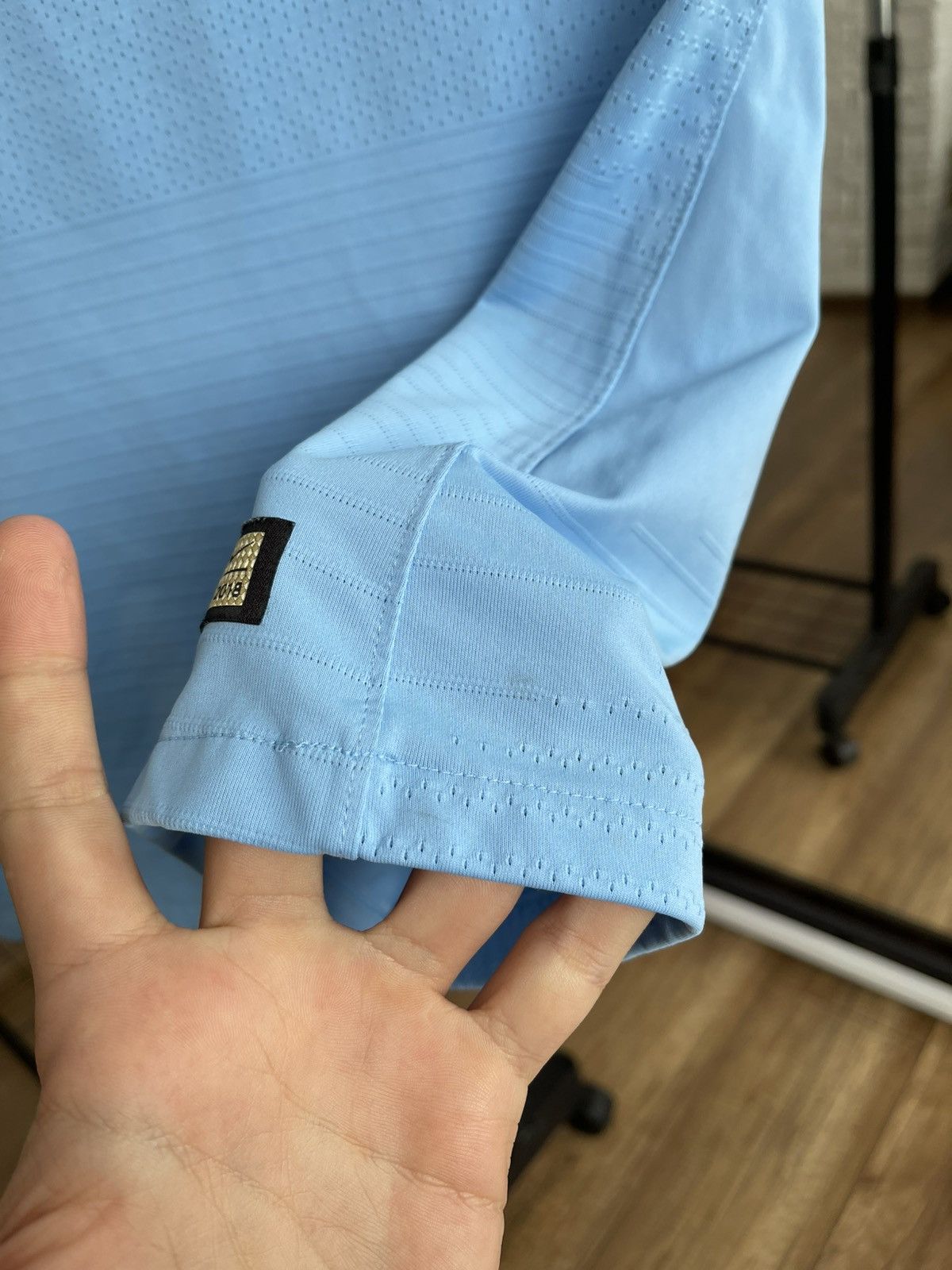 Nike 2018/2019 Nike Manchester City Player Issue Match Worn Shirt Size US S / EU 44-46 / 1 - 16 Thumbnail