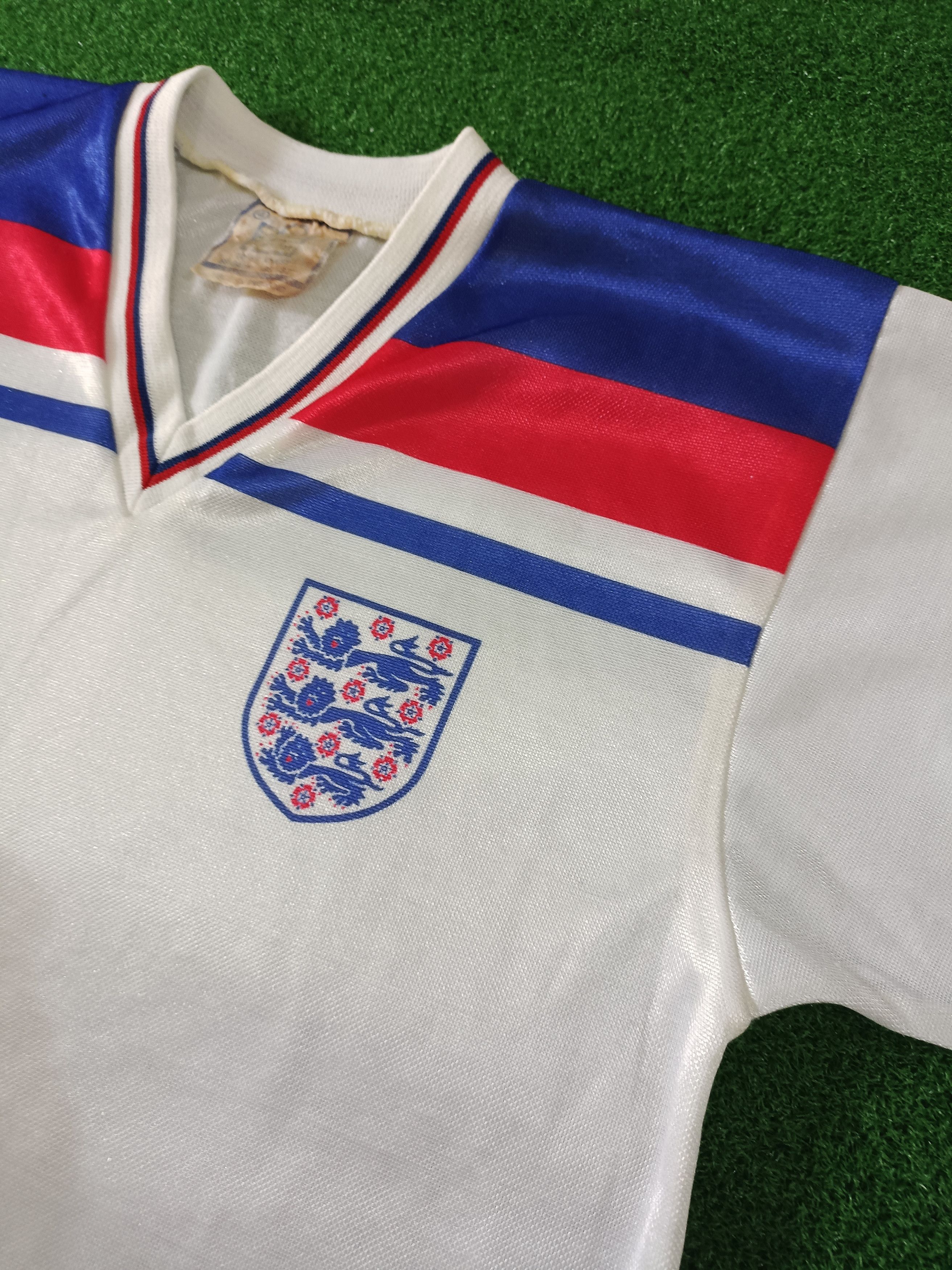 Vintage Vintage Admiral England 1980-83 Jersey Size US S / EU 44-46 / 1 - 5 Thumbnail