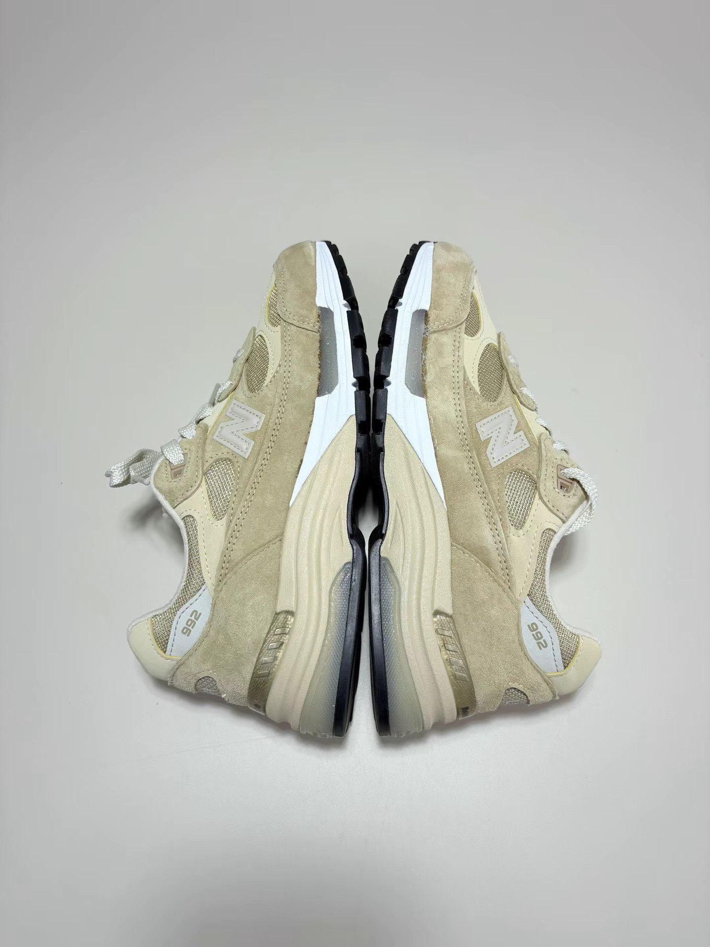 New Balance NEW BALANCE 992 Desert Casual Sneakers Size US 6.5 / EU 39-40 - 5 Thumbnail