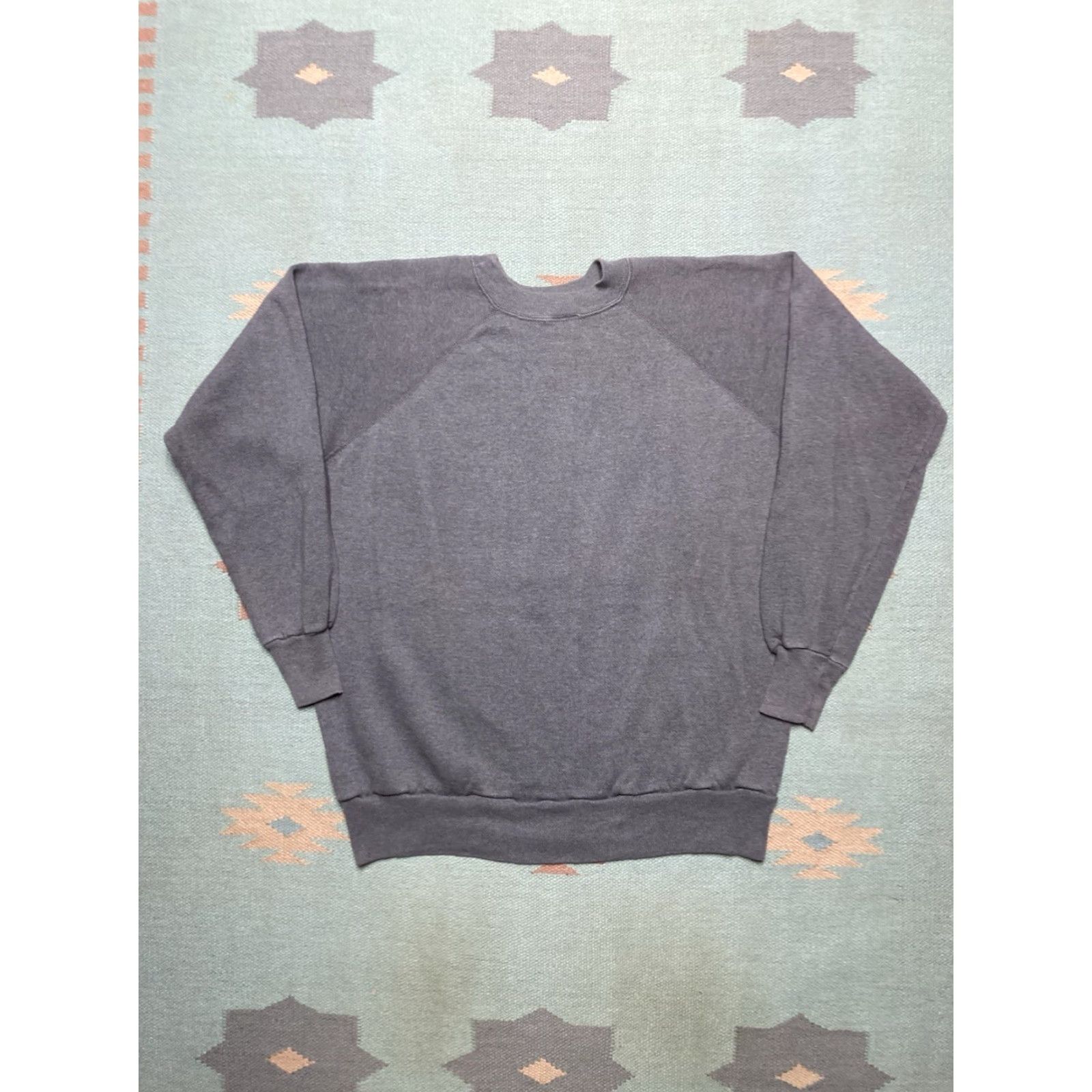 Vintage VINTAGE 80s sweatshirt Stone Gray Raglan Pullover Adult XL Crewneck Men Size US XL / EU 56 / 4 - 5 Thumbnail