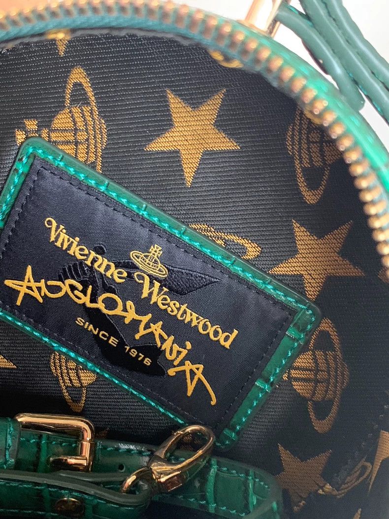 Vivienne Westwood Vivienne Westwood size os Satin leather round disc Saturn b Size ONE SIZE - 7 Thumbnail