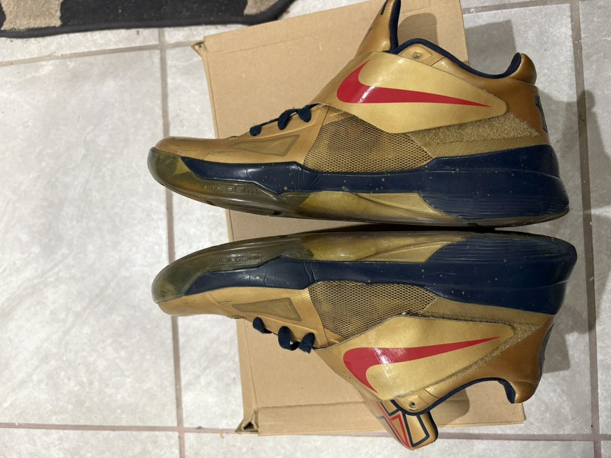 Nike GOLD MEDAL - KD 4 Size US 10 / EU 43 - 6 Thumbnail