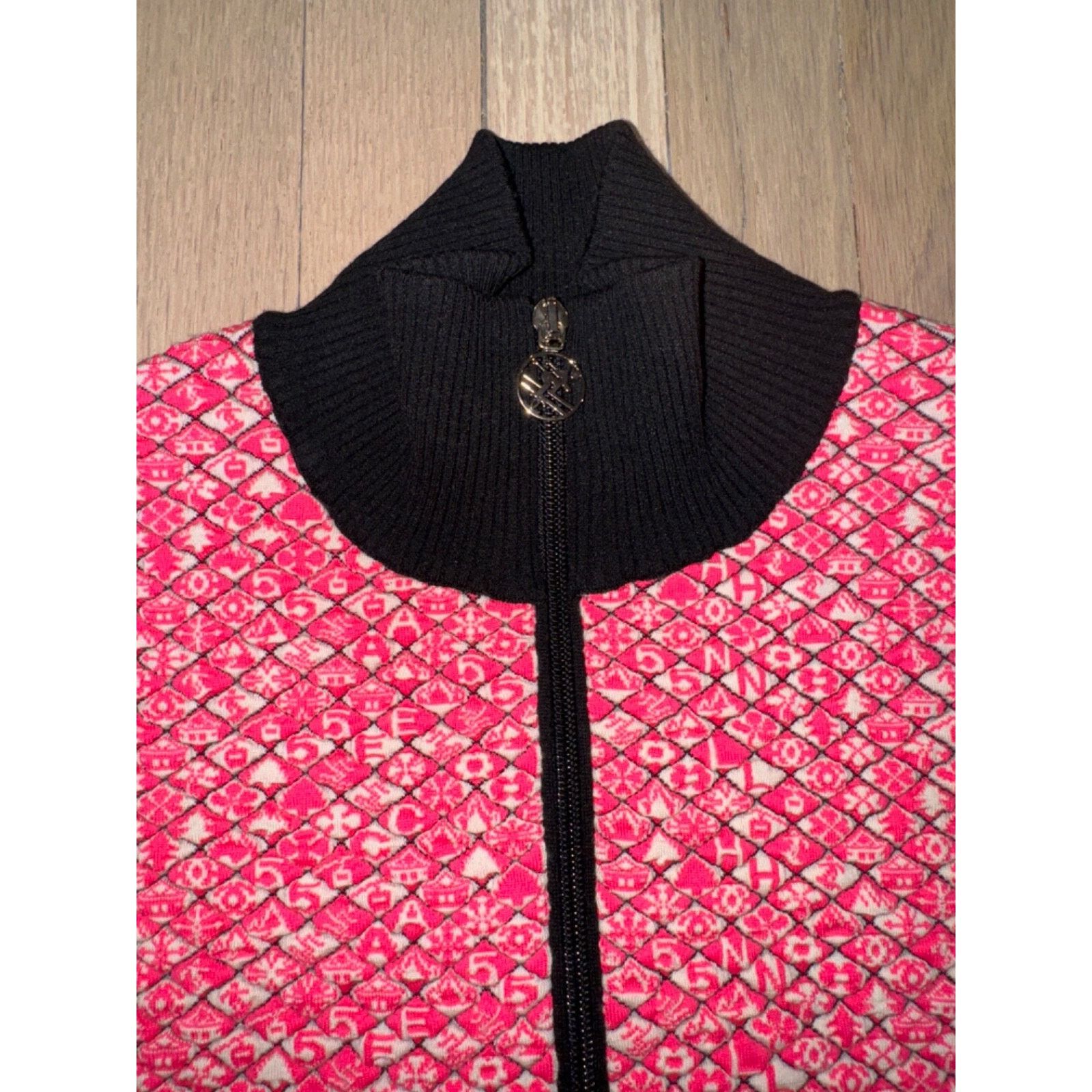 Chanel Chanel 19B Coco Neige Ski Pink Quilted Black Logo Wool Size XS / US 0-2 / IT 36-38 - 4 Thumbnail