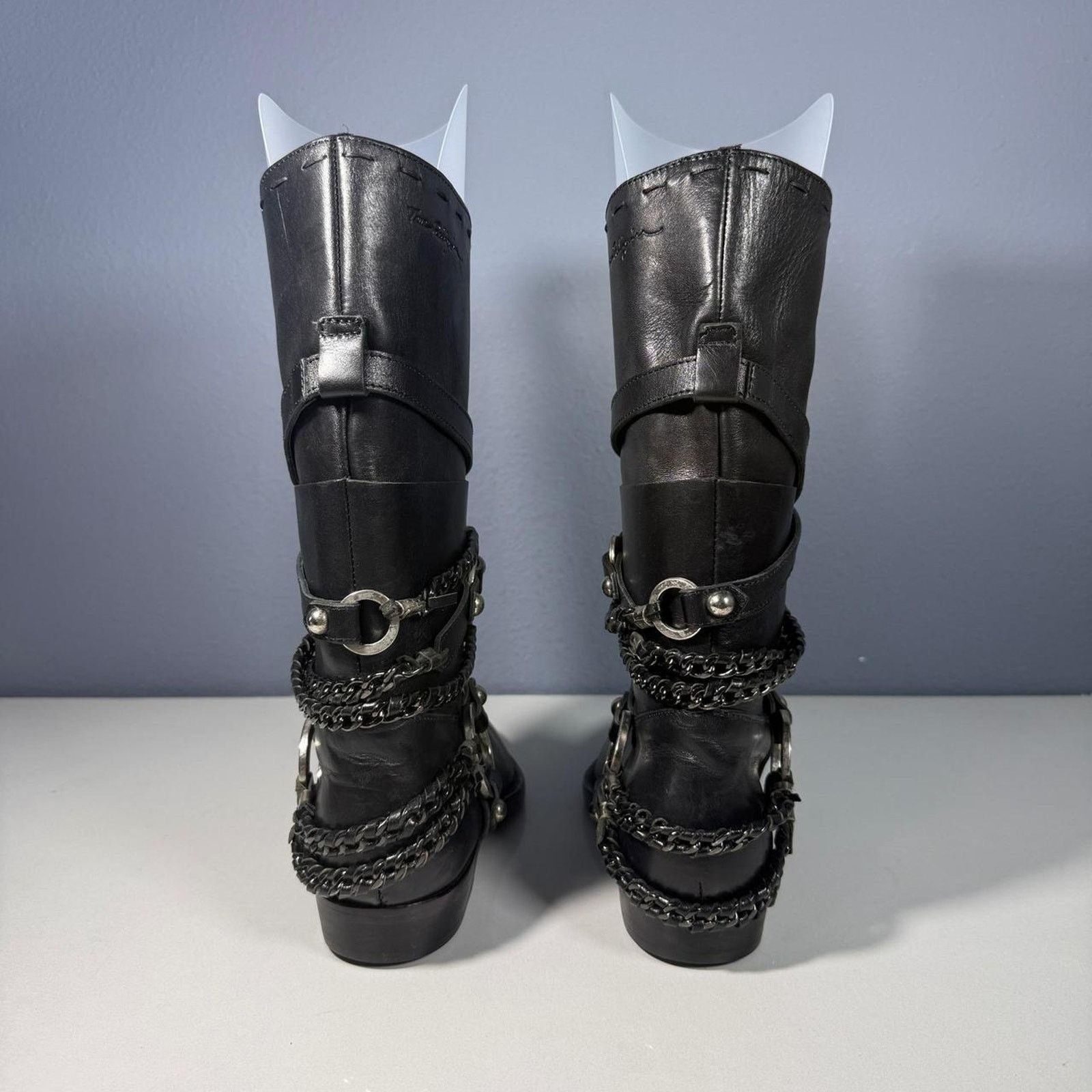 True Religion True Religion Black Leather Harness Chain Boots Size US 7.5 / IT 37.5 - 5 Thumbnail