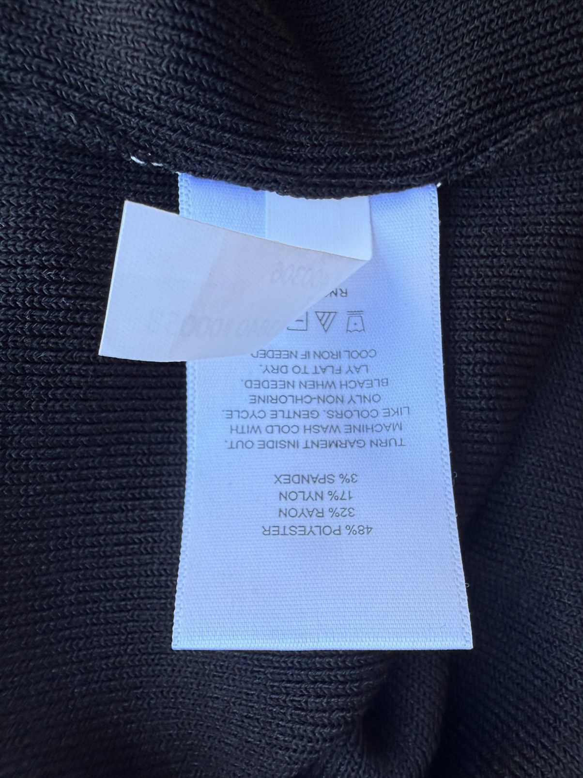 Express Express Fitted Tipped V-Neck Sweater Black White Winter Size XS / US 0-2 / IT 36-38 - 8 Thumbnail