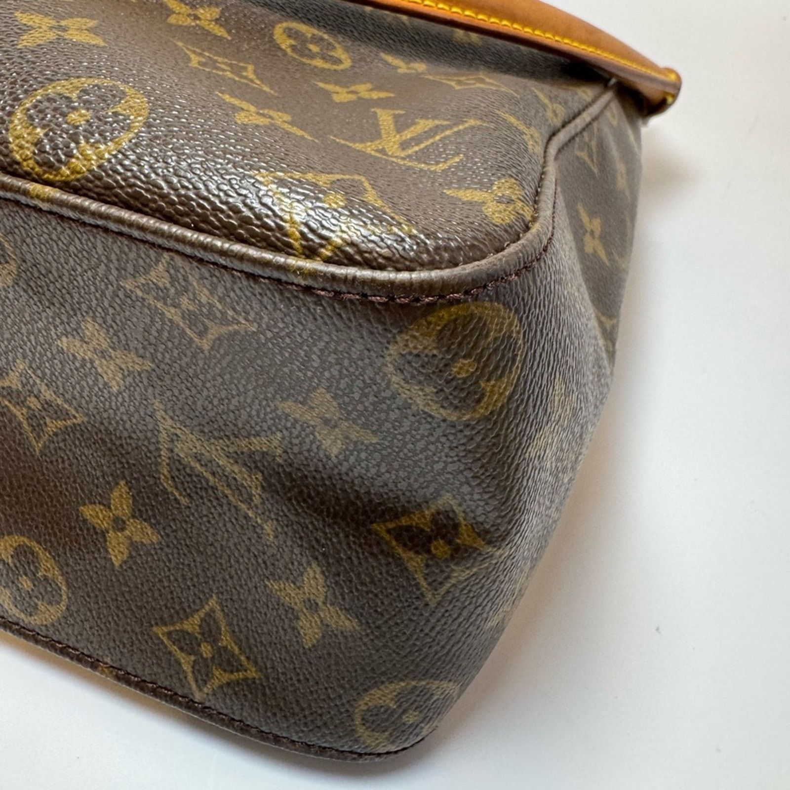 Louis Vuitton Louis Vuitton Looping GM Monogram Shoulder Bag Vintage Size ONE SIZE - 12 Thumbnail