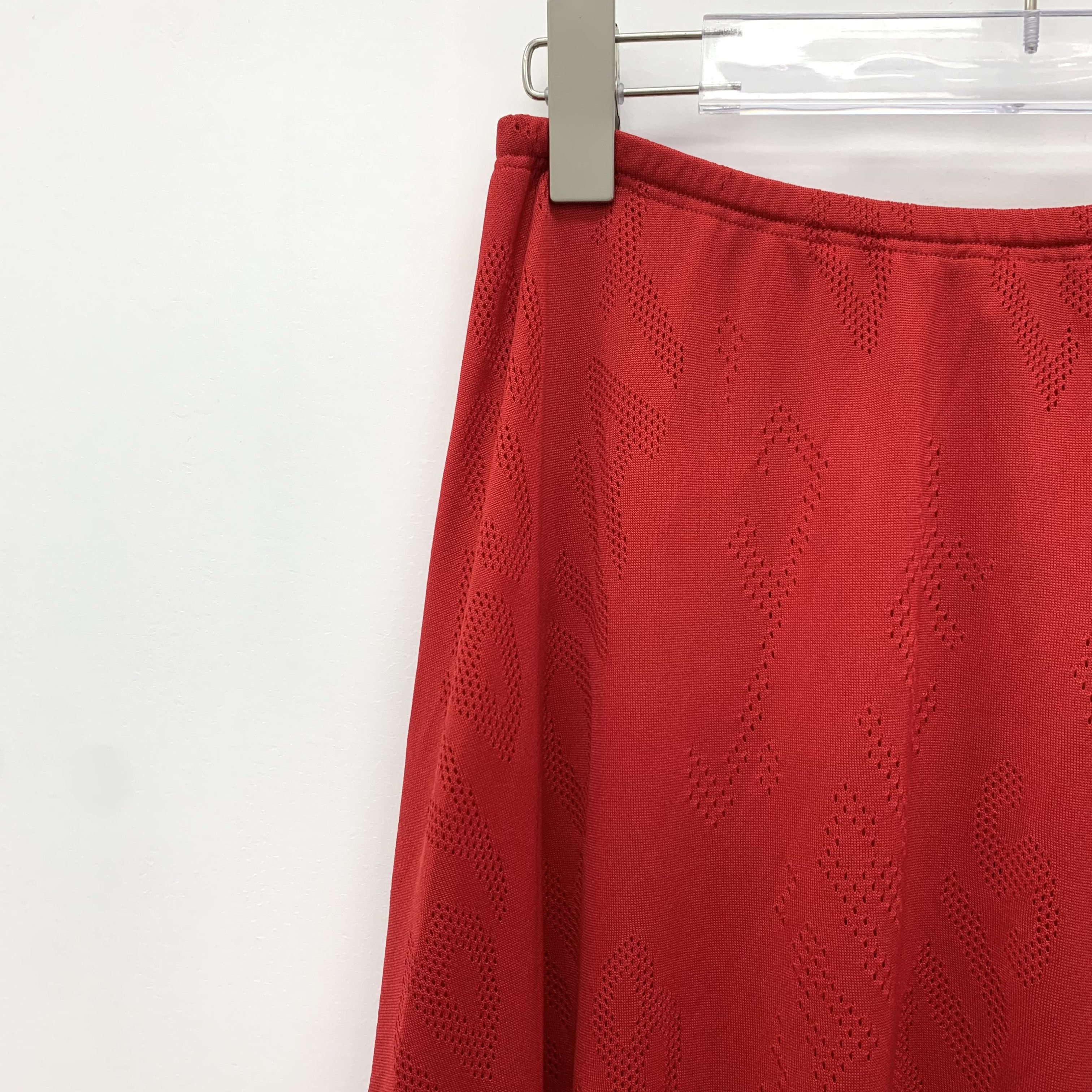 Balenciaga CW0423 Balenciaga Red Maxi Skirt With Textured Pattern Size 26" / US 2 / IT 38 - 3 Thumbnail