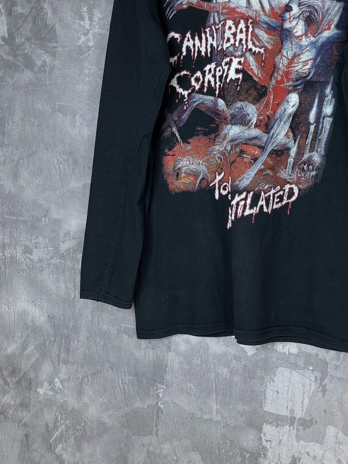 Band Tees Vintage Cannibal Corpse Tomb of the Mutilated longsleeve 90s Size US M / EU 48-50 / 2 - 9 Thumbnail