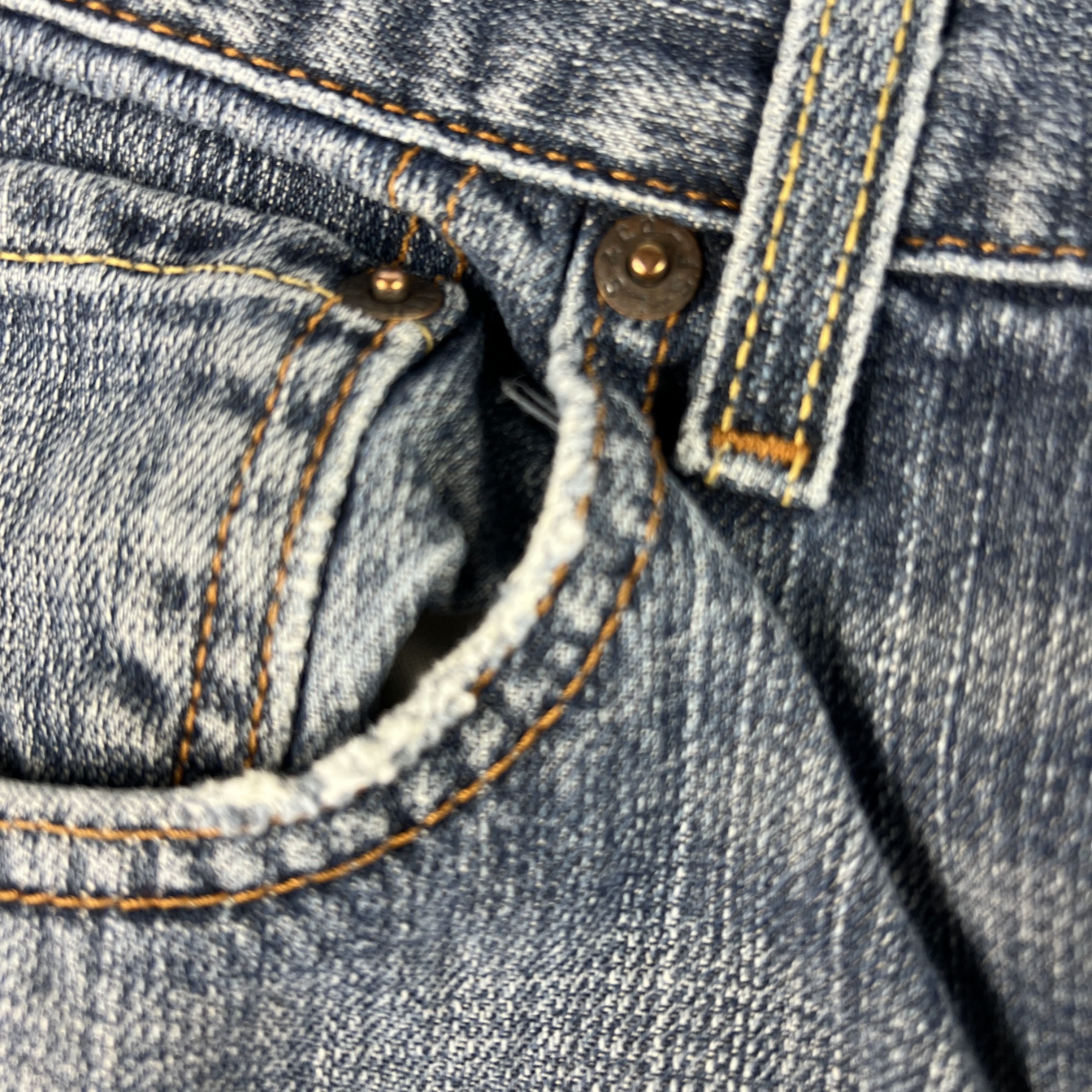 Levi's Y2K Levi's Jeans 559 Relaxed Straight Blue Thrashed Denim Size US 34 / EU 50 - 8 Thumbnail
