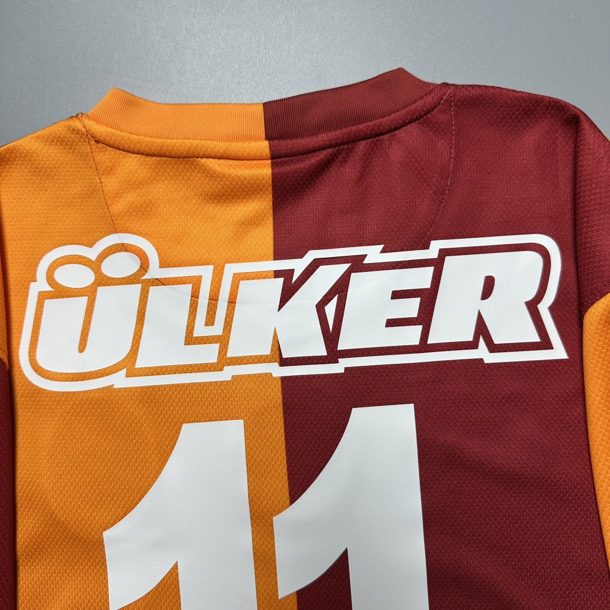 Nike GALATASARAY NIKE 2013/2014 FOOTBALL HOME JERSEY #11 DROGBA Size US M / EU 48-50 / 2 - 13 Thumbnail