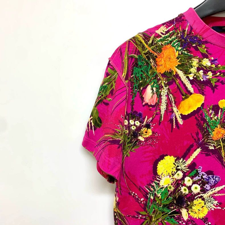 Louis Vuitton Louis Vuitton Full floral embroidered short sleeve T-shirt Size US S / EU 44-46 / 1 - 5 Thumbnail