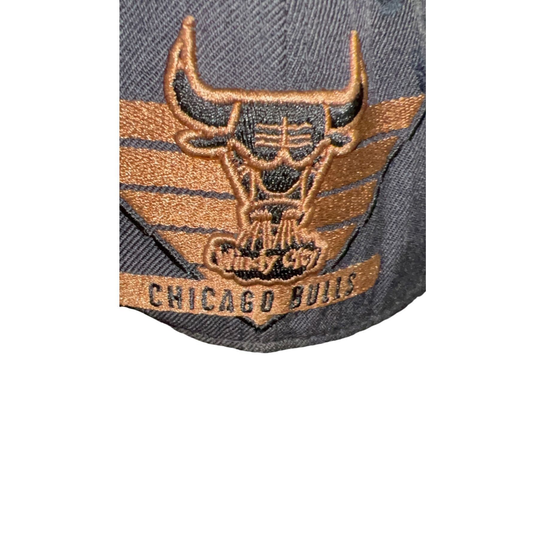 New Era Vintage Chicago Bulls Windy City bulls hat Size ONE SIZE - 9 Thumbnail