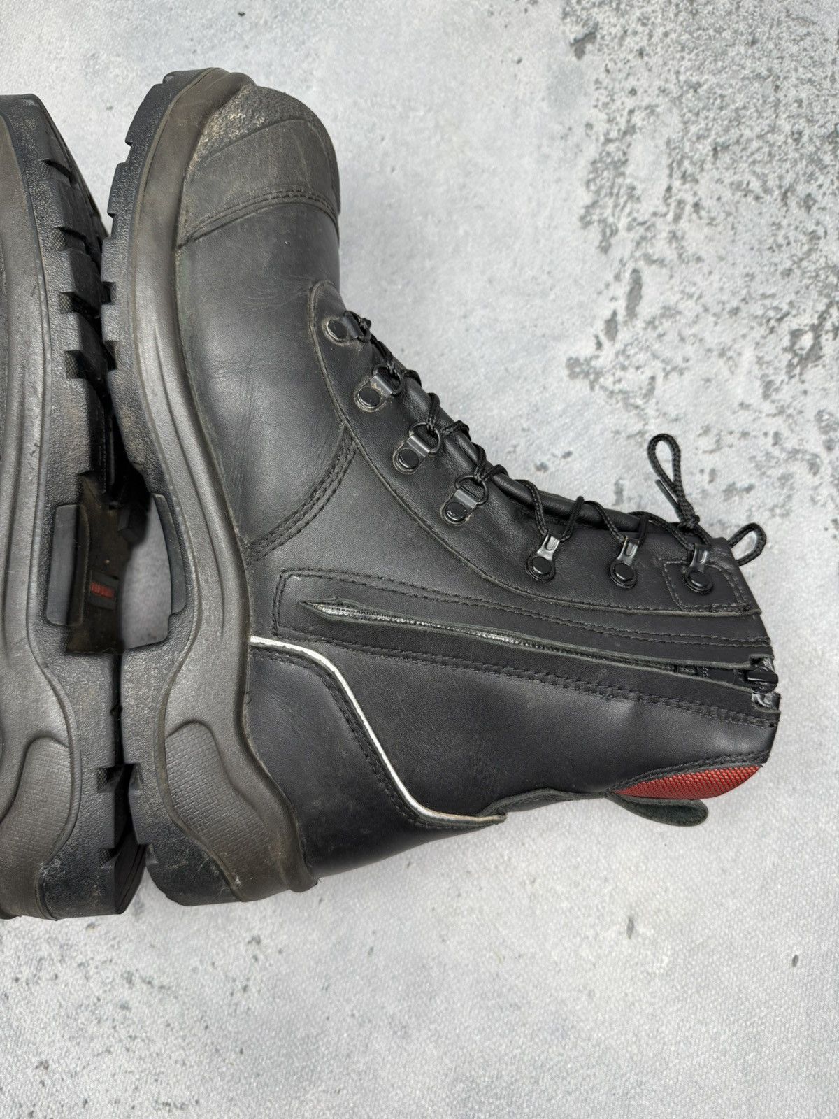 Red Wing Red Wing Black Leather Work Boots With Red Mesh Collar Rare Size US 11 / EU 44 - 11 Thumbnail