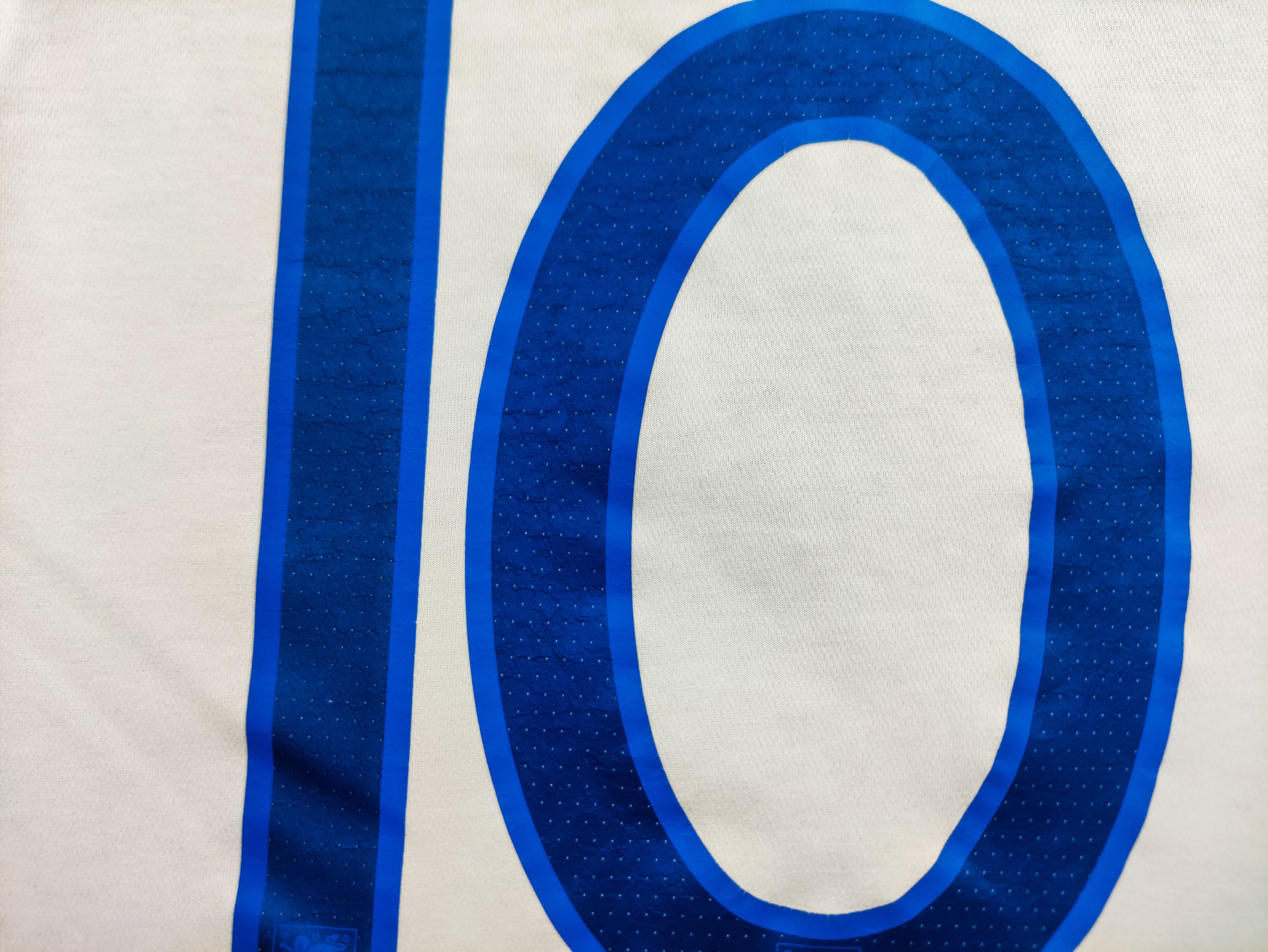 Umbro Wayne Rooney #10 England 2011 Home Umbro Blokecore Vintage Size US S / EU 44-46 / 1 - 13 Thumbnail