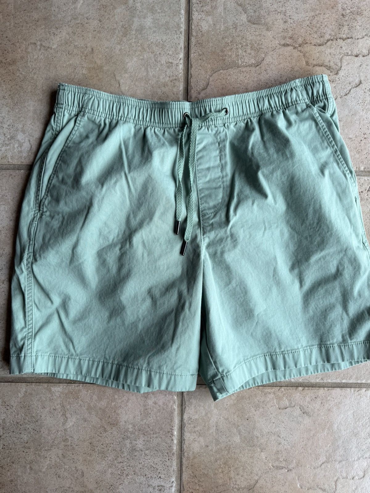 Gap Green Gap Shorts Size US 32 / EU 48 - 1 Thumbnail