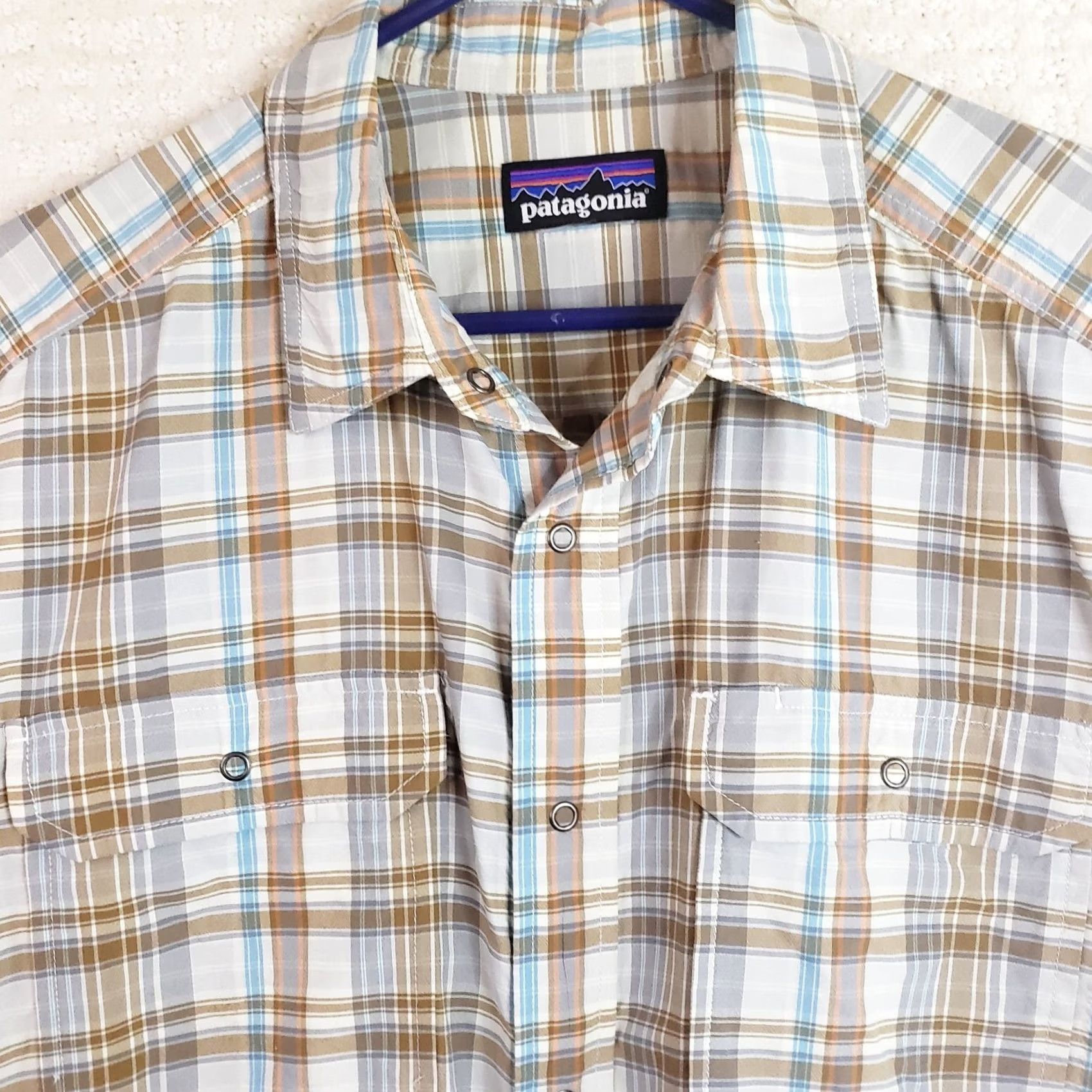 Patagonia Patagonia Button-Up Shirt Men's M Khaki Blue Plaid Short Sleeve Cotton Size US M / EU 48-50 / 2 - 3 Thumbnail