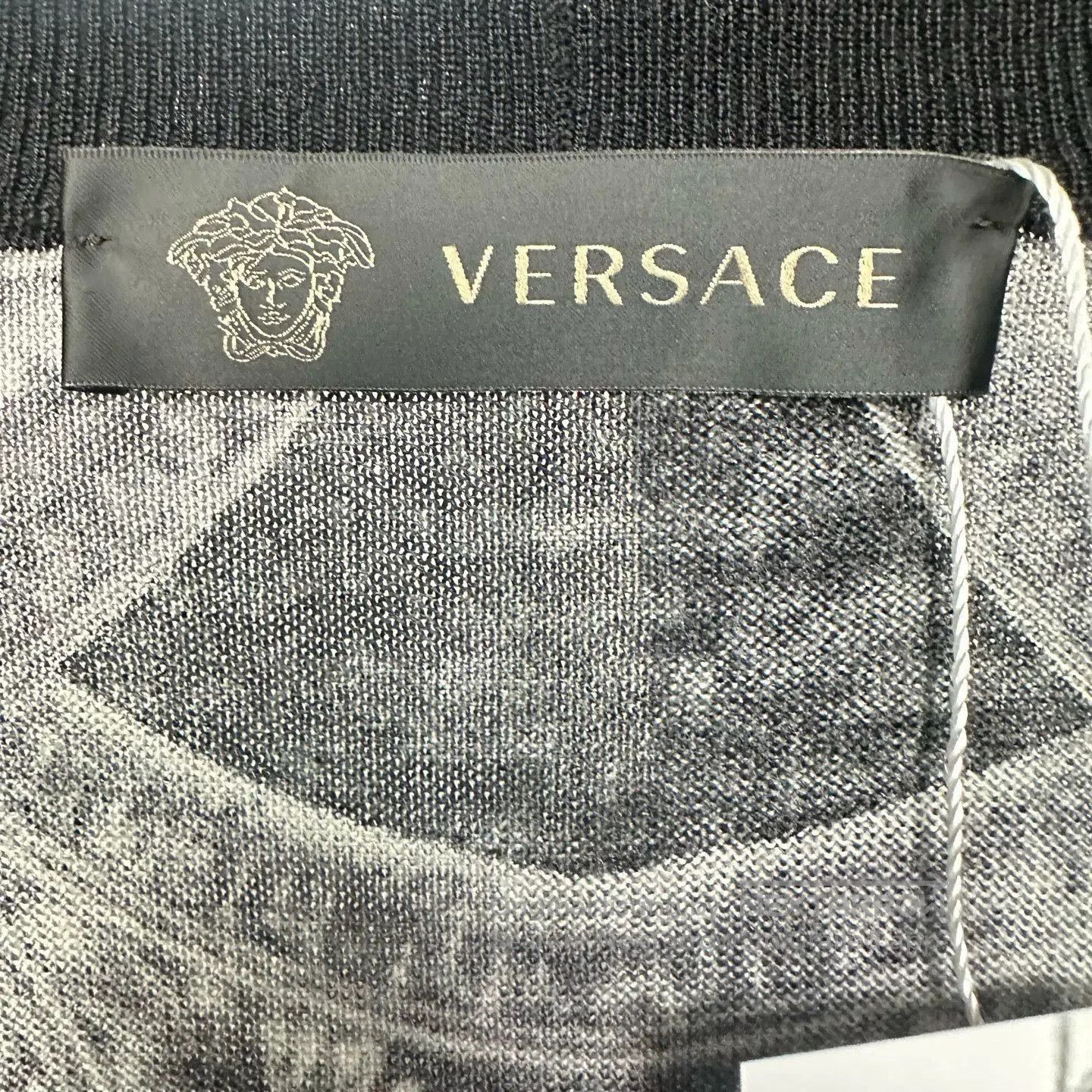 Versace versace men's knitted v-neck cardigan. Size US L / EU 52-54 / 3 - 3 Thumbnail