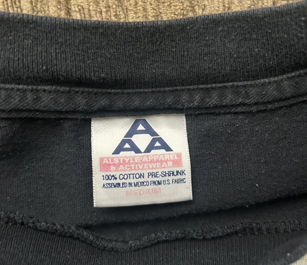 WWF Vintage 1998 WWF Stone Tee with Back hit Size US M / EU 48-50 / 2 - 3 Thumbnail