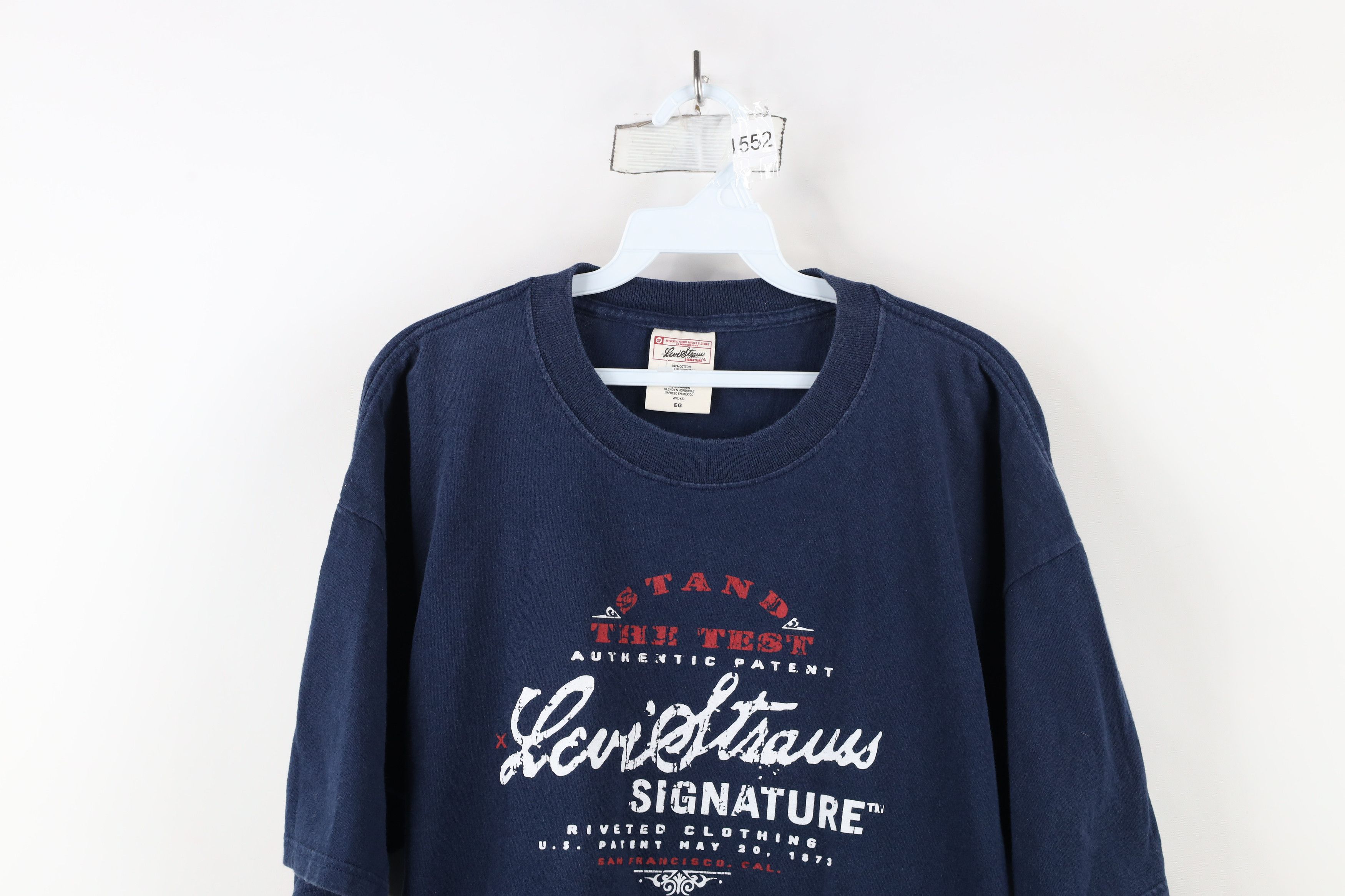 Levi's × Vintage Vintage Y2K Levis Script Short Sleeve T-Shirt Navy Blue Size US XL / EU 56 / 4 - 2 Thumbnail