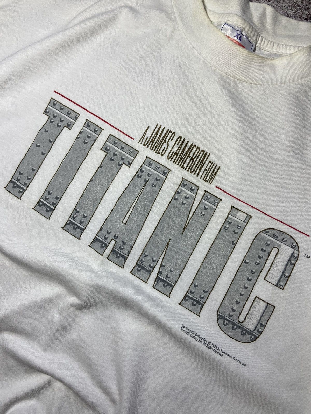 Vintage Titanic 1998 vintage James Cameron rare movie t-shirt Size US XL / EU 56 / 4 - 3 Thumbnail