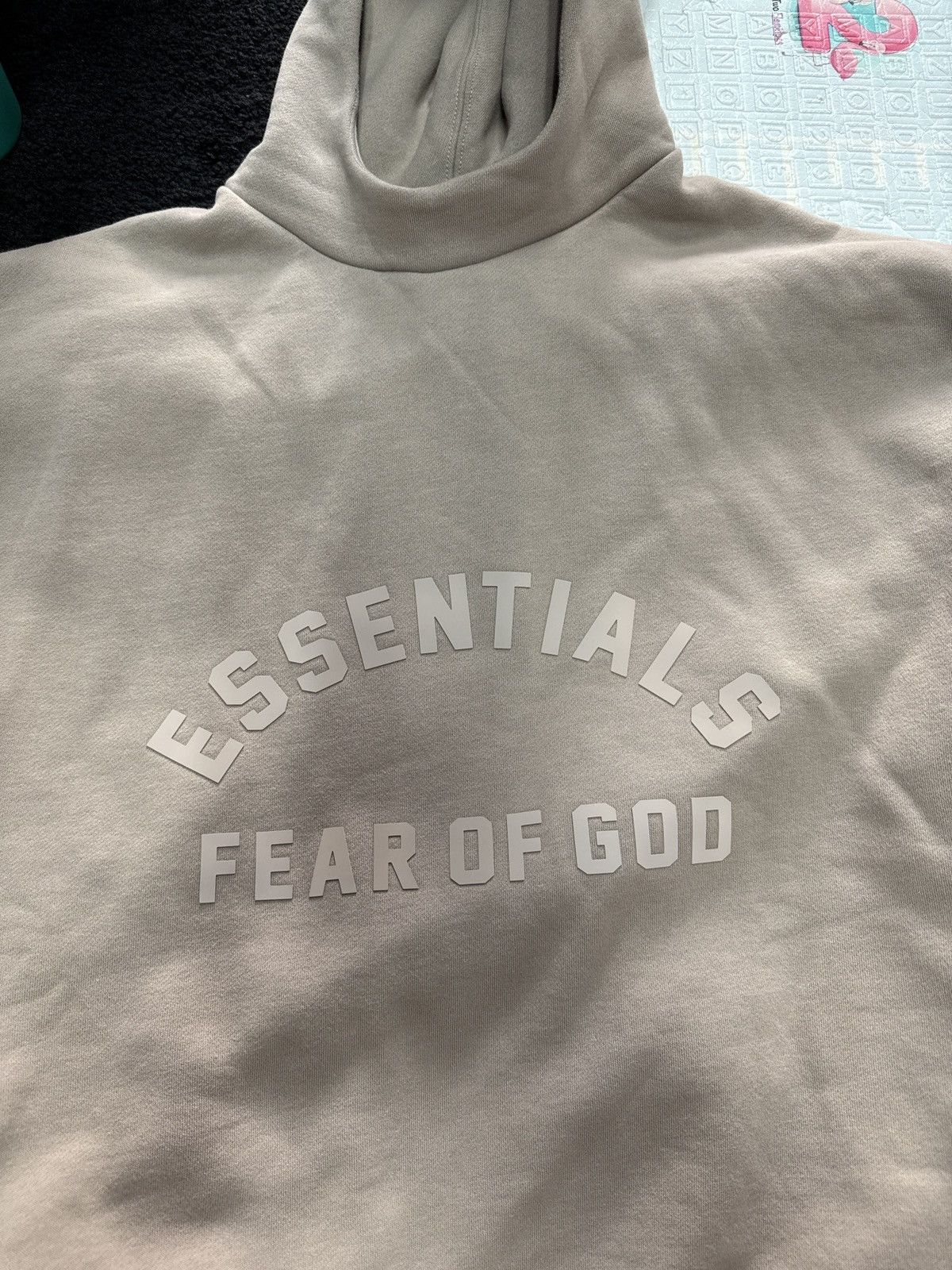 Essentials Dusty beige large hoodie Size US L / EU 52-54 / 3 - 1 Thumbnail
