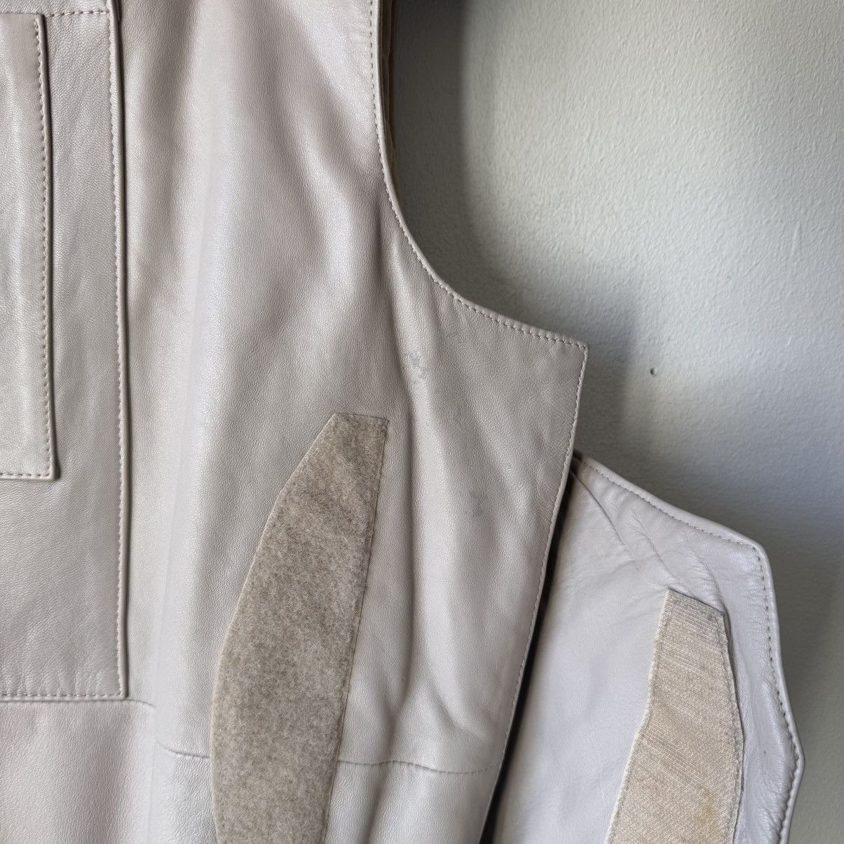 Helmut Lang Helmut Lang SS1998 White Leather Bulletproof Tactical Vest Size US M / EU 48-50 / 2 - 10 Thumbnail
