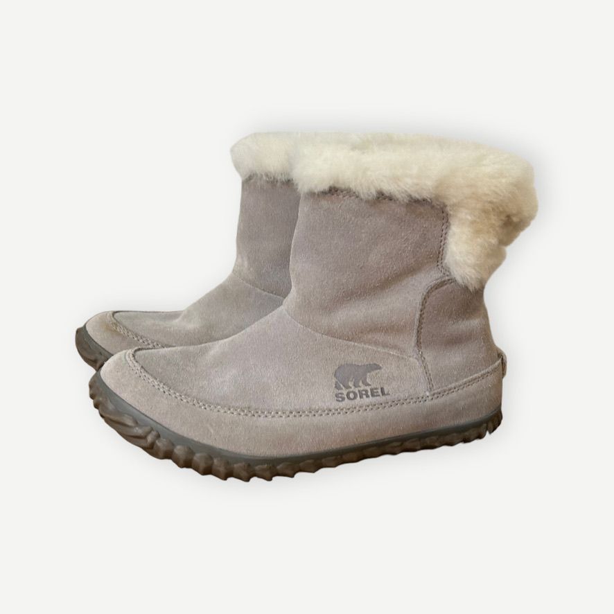 SOREL Sorel Out N About Bootie Gray Suede Shearling 6 Ankle Fall C Size US 6 / IT 36 - 1 Thumbnail