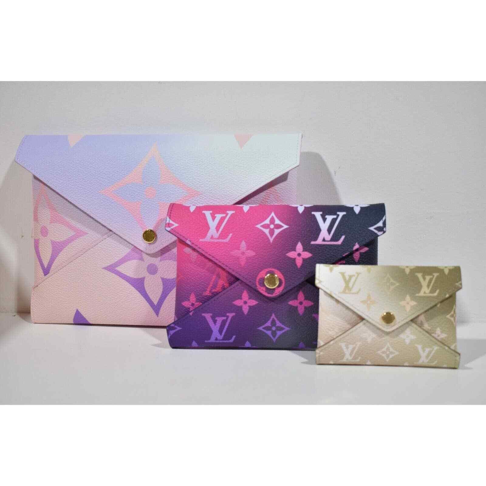 Louis Vuitton Louis Vuitton Monogram 3 Piece Pouch Clutch Bag Size ONE SIZE - 4 Thumbnail