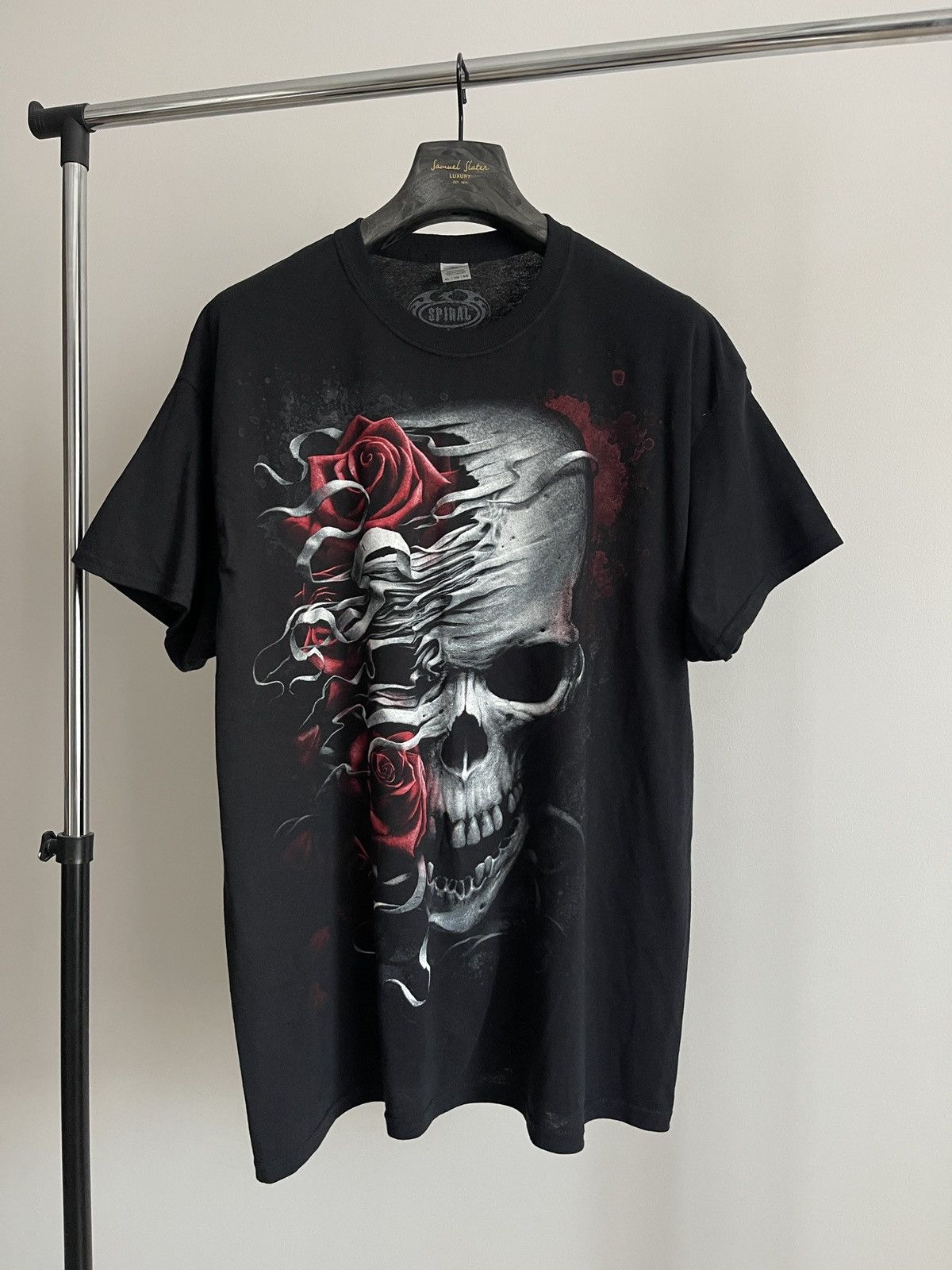 Vintage Spiral Direct "Skull & Roses" Graphic T-Shirt XL Tee Size US XL / EU 56 / 4 - 1 Thumbnail