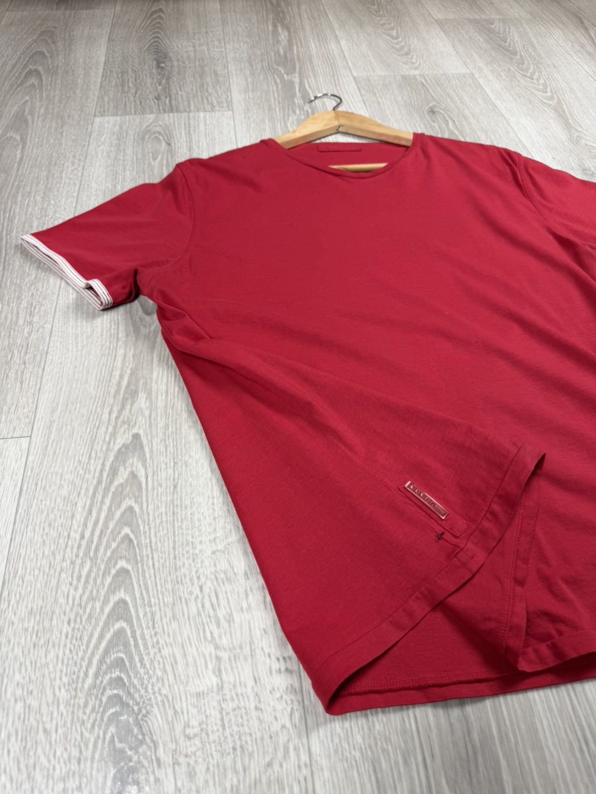 Prada Vintage Prada t-shirt Red Tab Size XL Size XL / US 12-14 / IT 48-50 - 6 Thumbnail