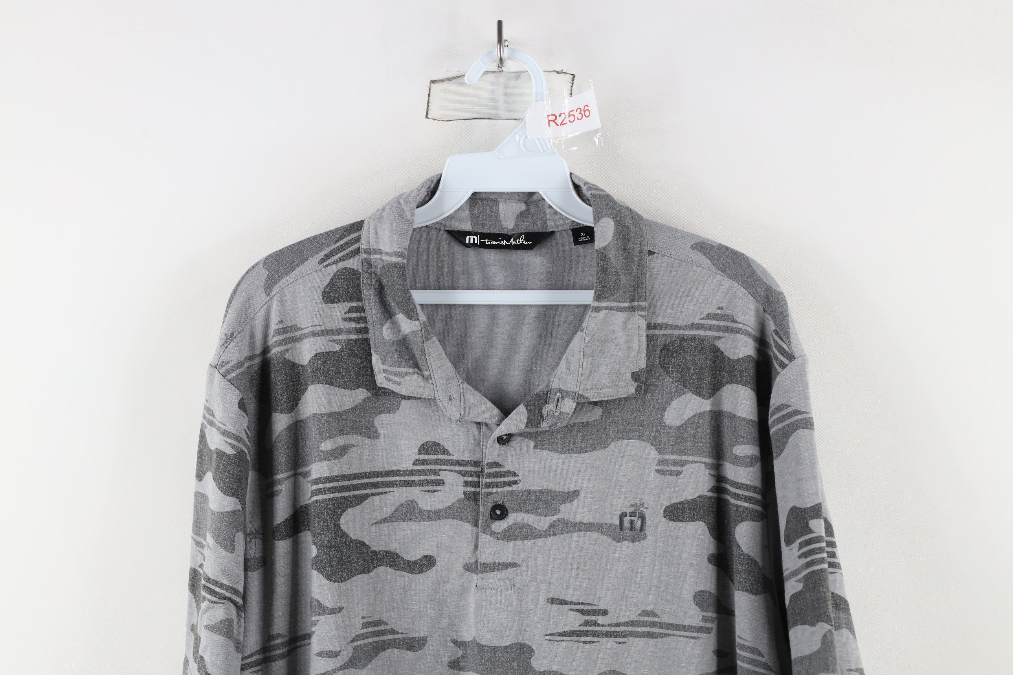 TravisMathew × Vintage Travis Mathew Camouflage Short Sleeve Collared Polo Shirt Size US XL / EU 56 / 4 - 2 Thumbnail