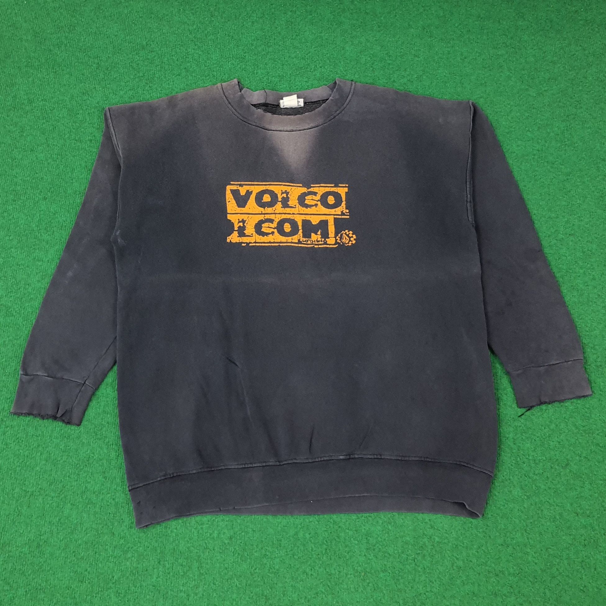 Japanese Brand × Volcom Vintage Volcom Streetwear Sweatshirts C229N12 Size US XL / EU 56 / 4 - 1 Thumbnail
