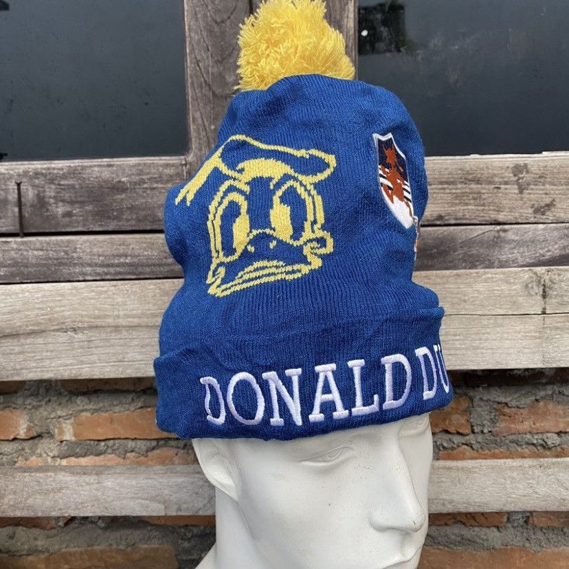 Disney × Mickey Mouse Donald Duck unique pom beanie hat Size ONE SIZE - 1 Thumbnail