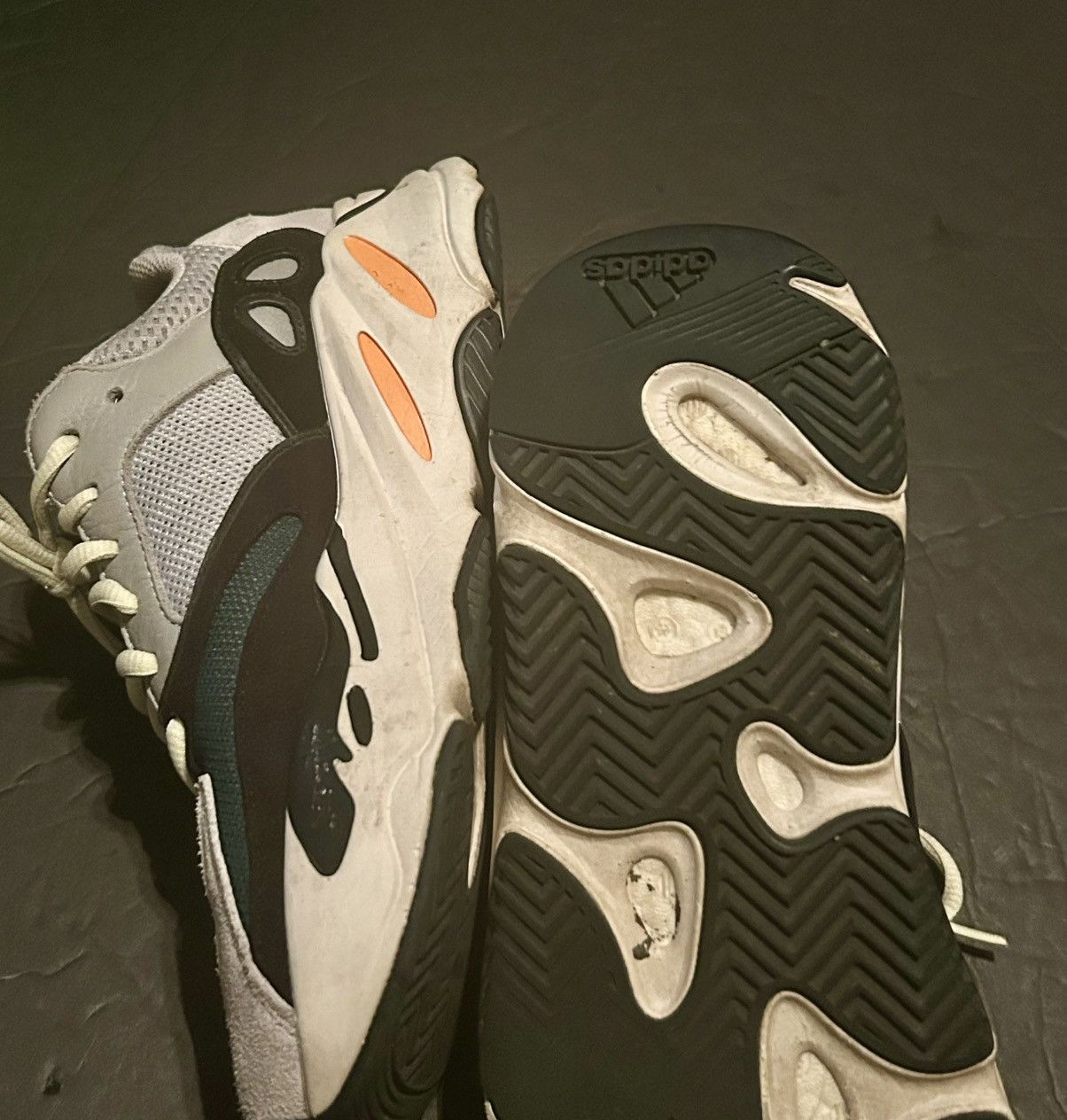 Adidas Yeezy Boost 700 wave runner Size US 8 / EU 41 - 4 Thumbnail