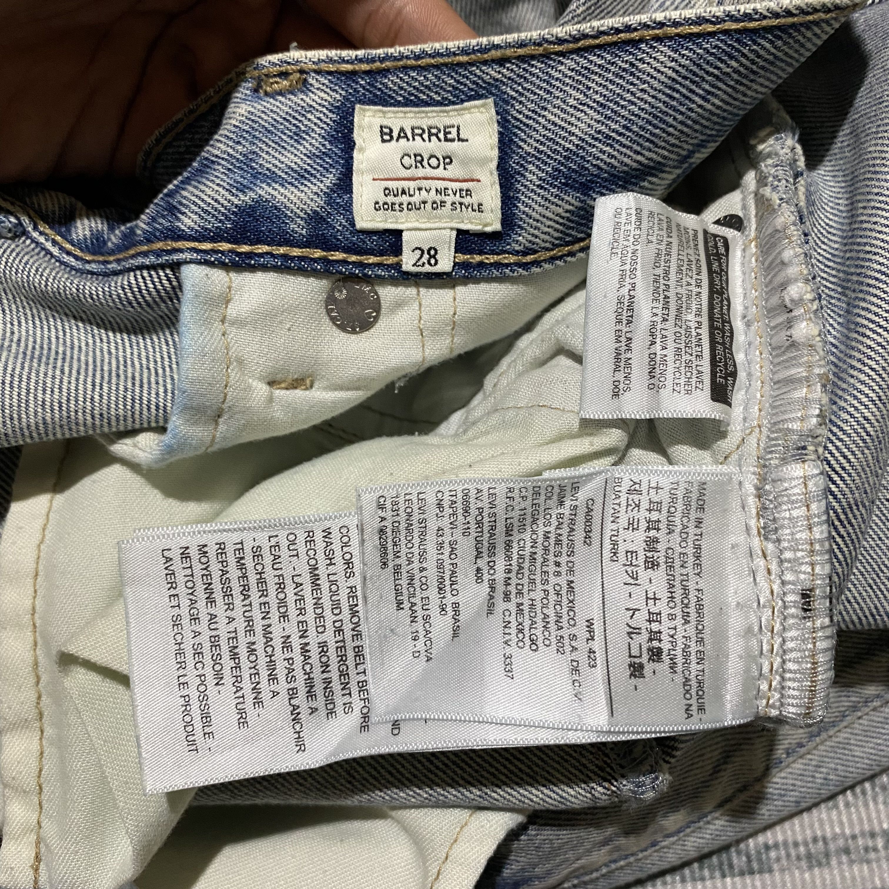 Levi's LEVI’S Made&Crafted BARREL CROP Loose wide JEANS Size 30" / US 8 / IT 44 - 8 Thumbnail