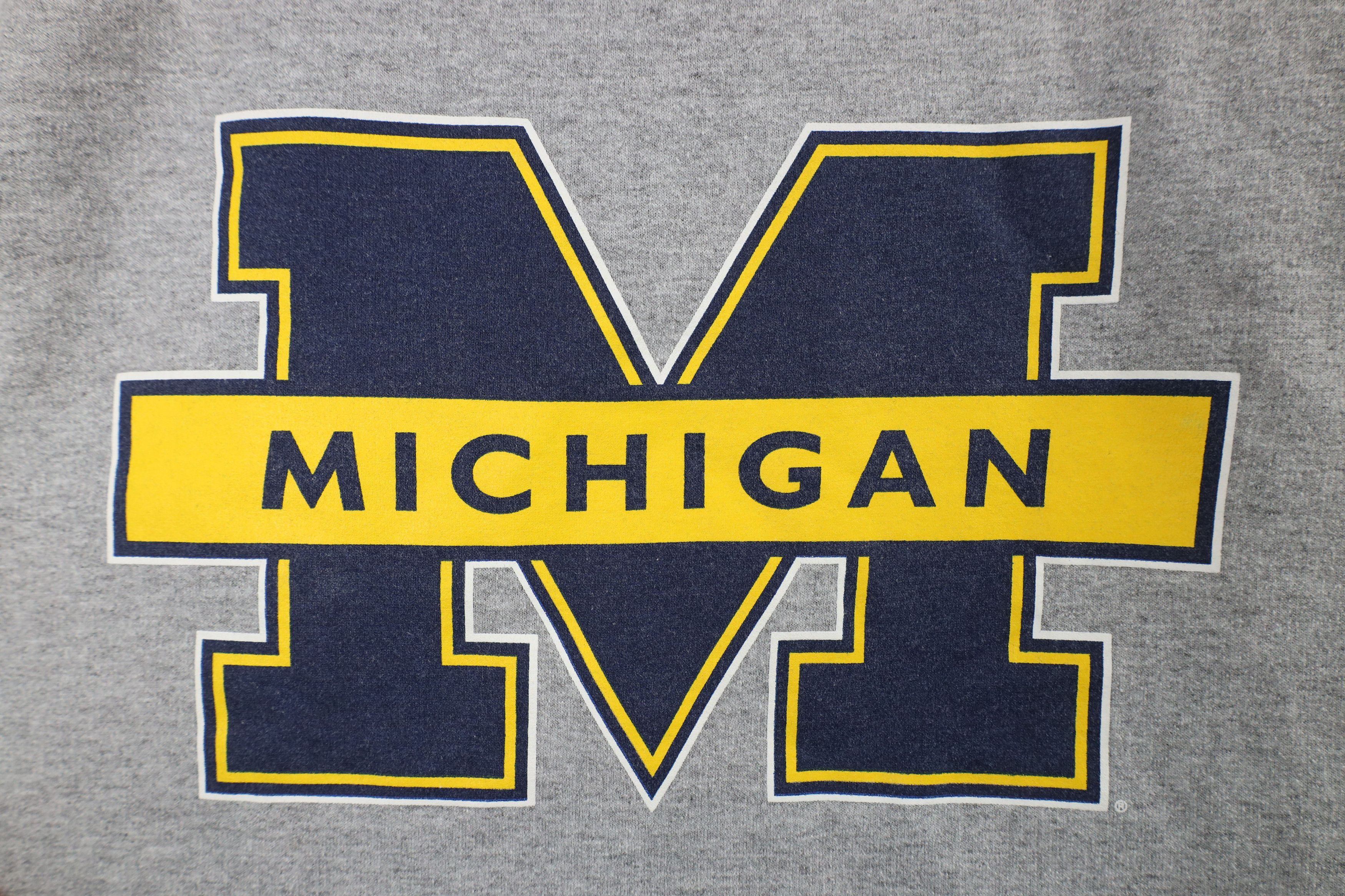 Vintage Vintage Block M University of Michigan Crewneck Sweatshirt Size US XL / EU 56 / 4 - 4 Thumbnail