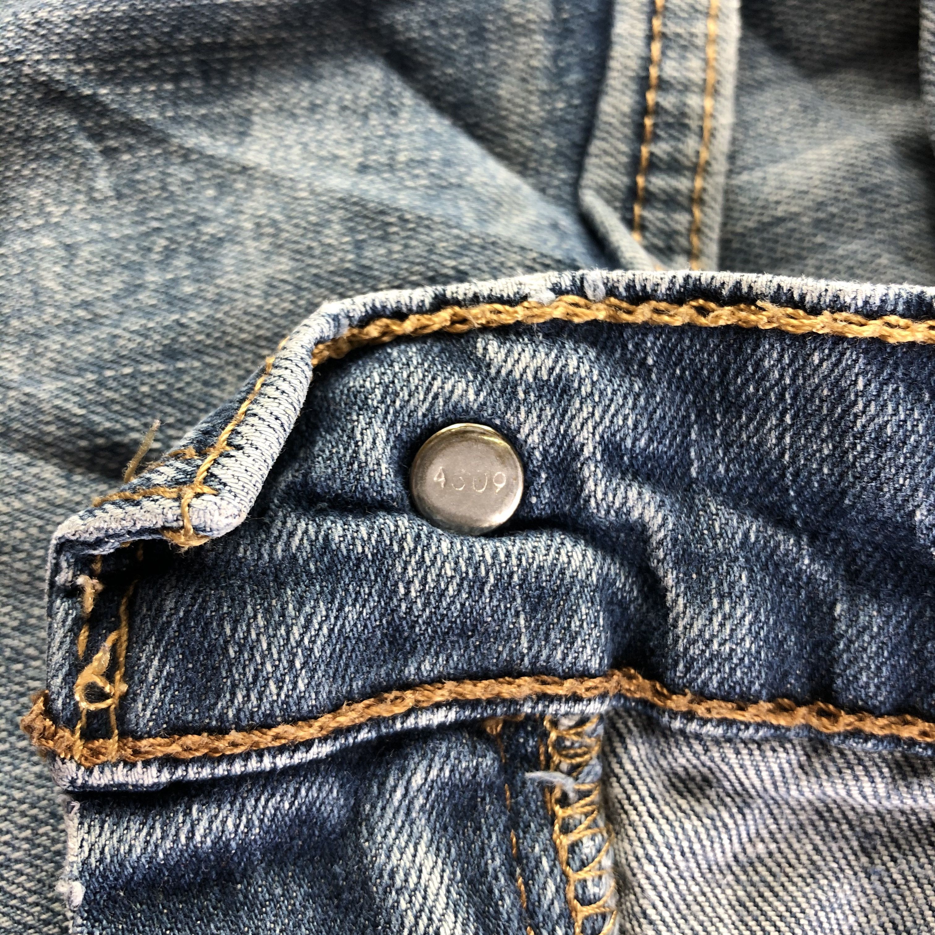Levi's Vintage Blue Wash Levis 514 Jeans-J4158 Size US 35 - 9 Thumbnail