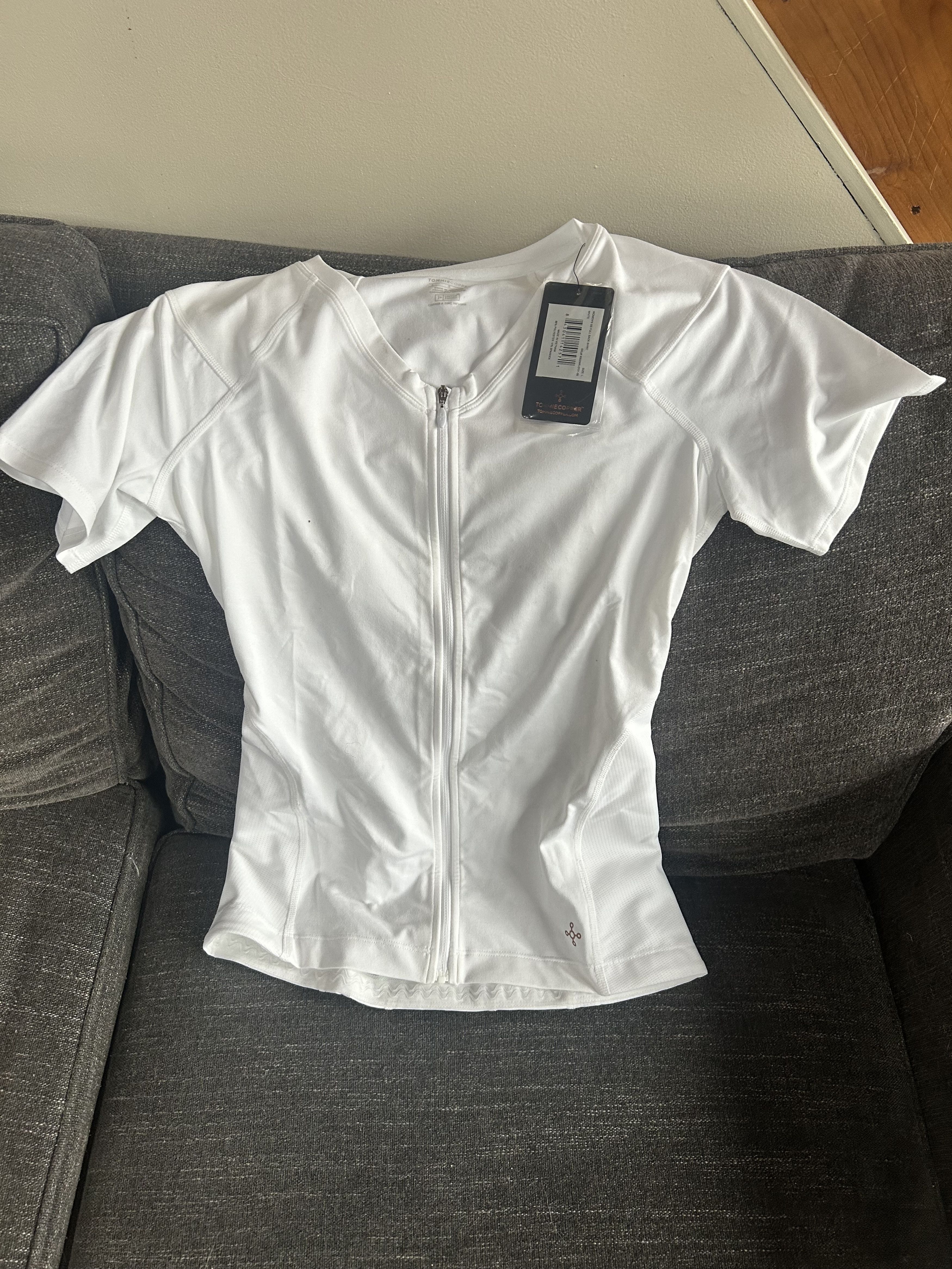 Other Tommie Copper: Women’s SS Full Back Shirt Size L / US 10 / IT 46 - 1 Thumbnail
