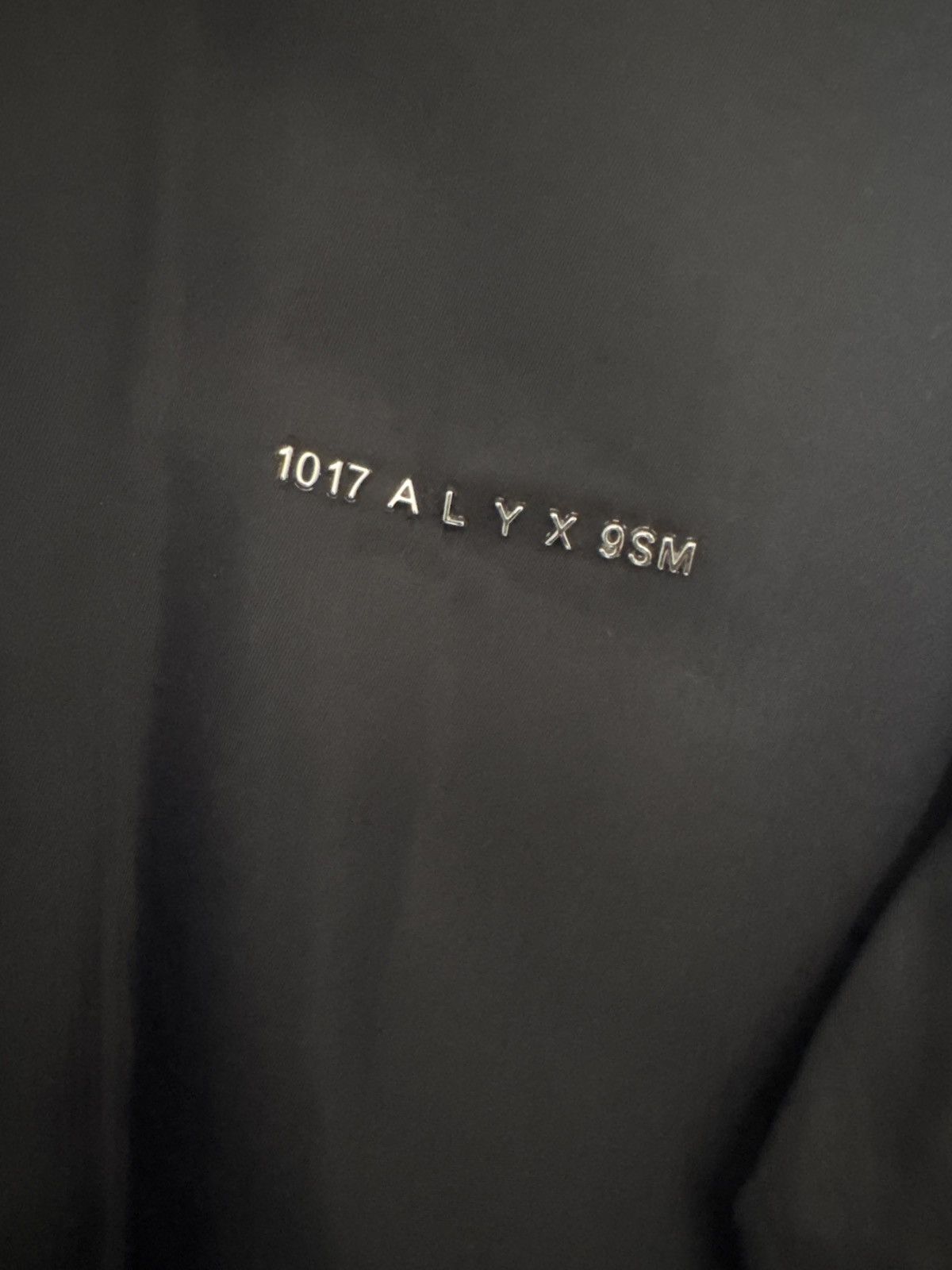 1017 ALYX 9SM 1017 ALYX9SM Black Button Up Size US M / EU 48-50 / 2 - 1 Thumbnail