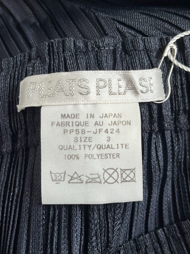 Issey Miyake Issey Miyake size:3 Black pleated irregular-shaped pants Size 22" - 3 Thumbnail