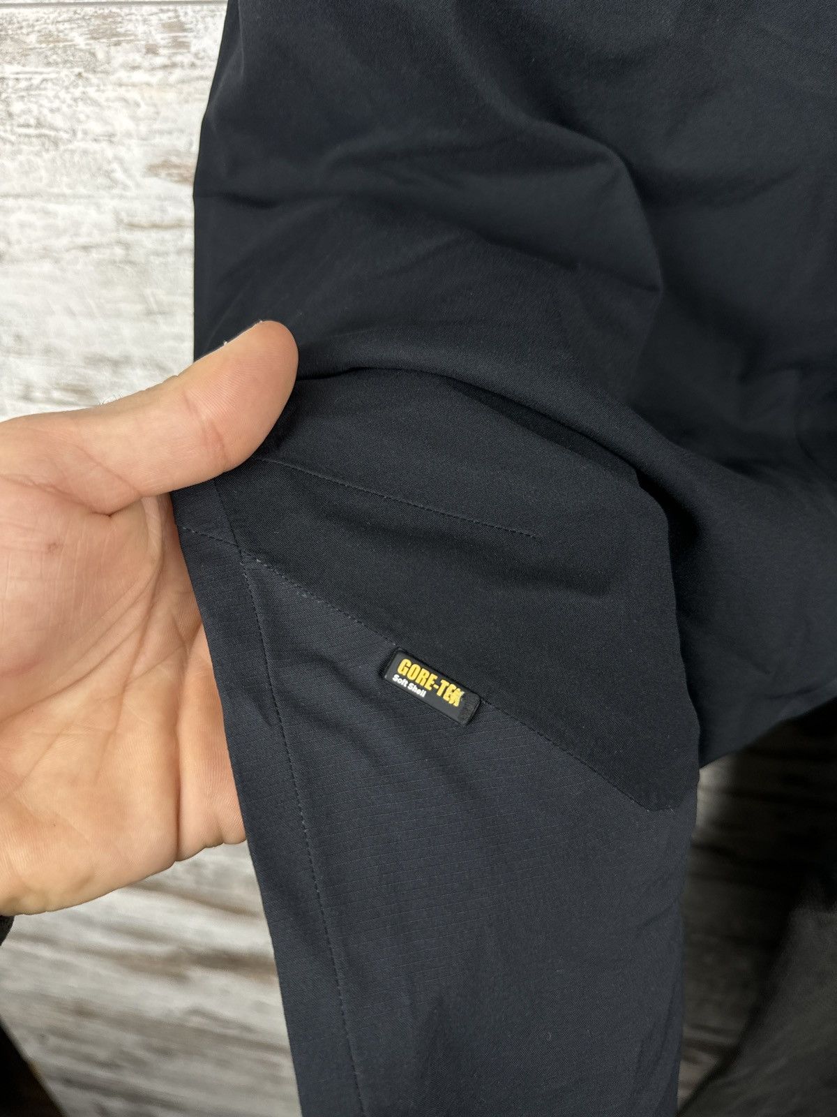 Goretex × Haglofs Mens Vintage Haglofs Gore-Tex ski pants recco black Size US 30 / EU 46 - 6 Thumbnail