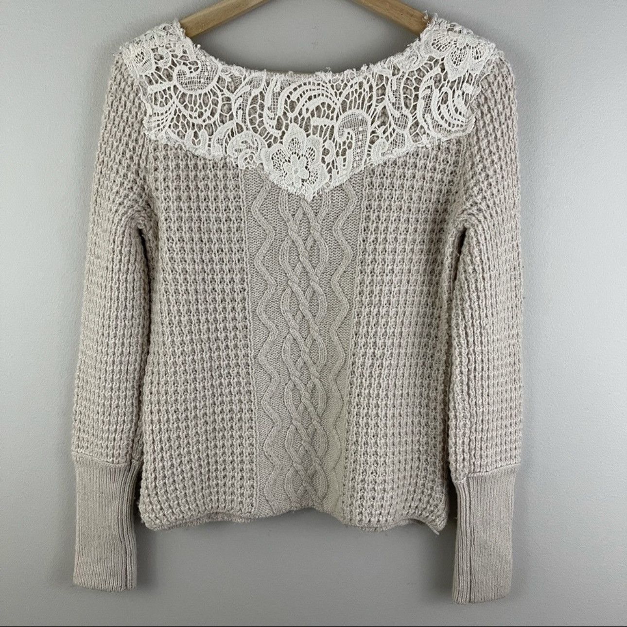 Free People FREE PEOPLE Ivory Creme Aurora Jewel Knit Sweater Size S / US 4 / IT 40 - 5 Thumbnail