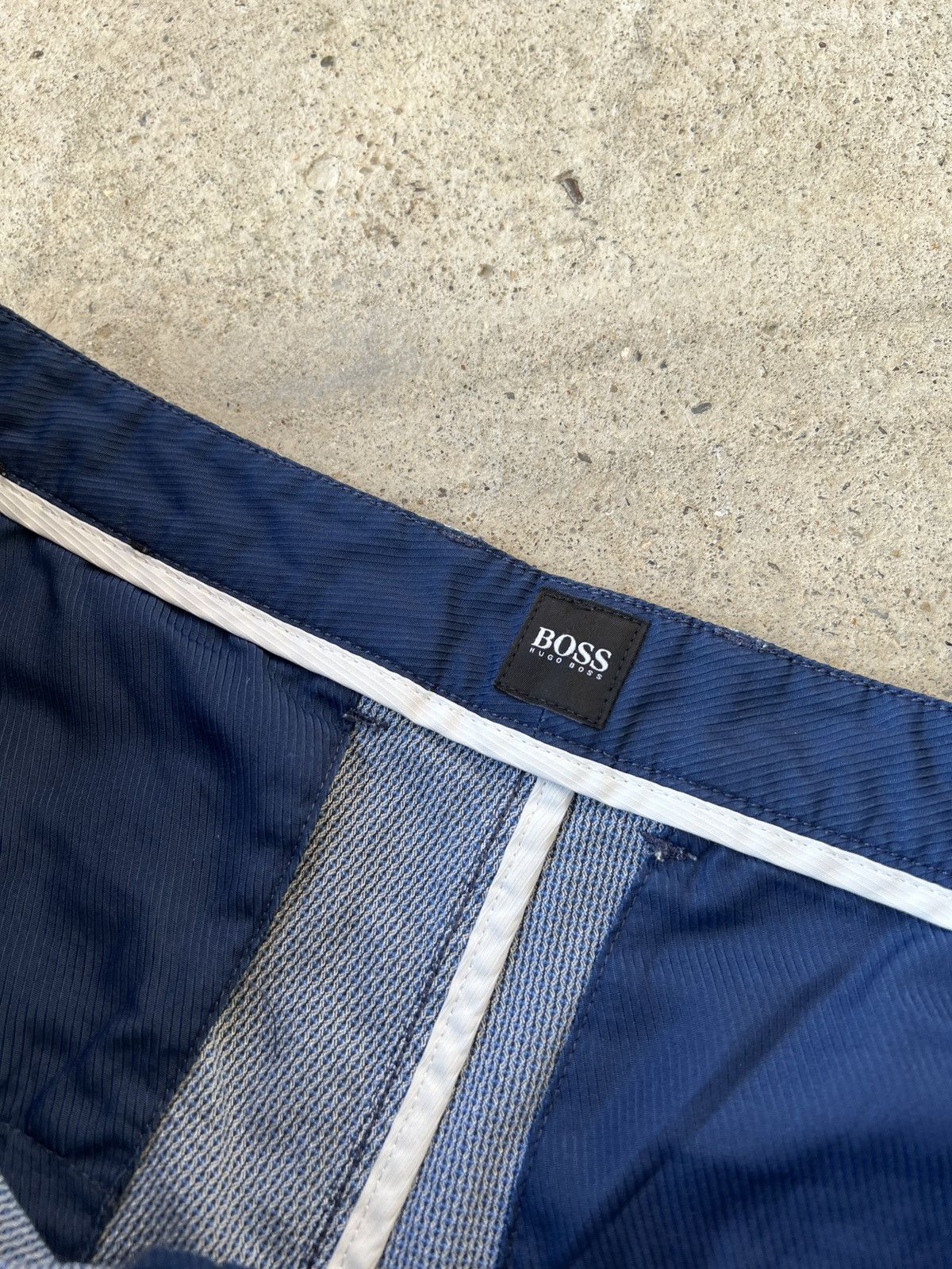 Hugo Boss Hugo Boss Shorts Size US 32 / EU 48 - 2 Thumbnail